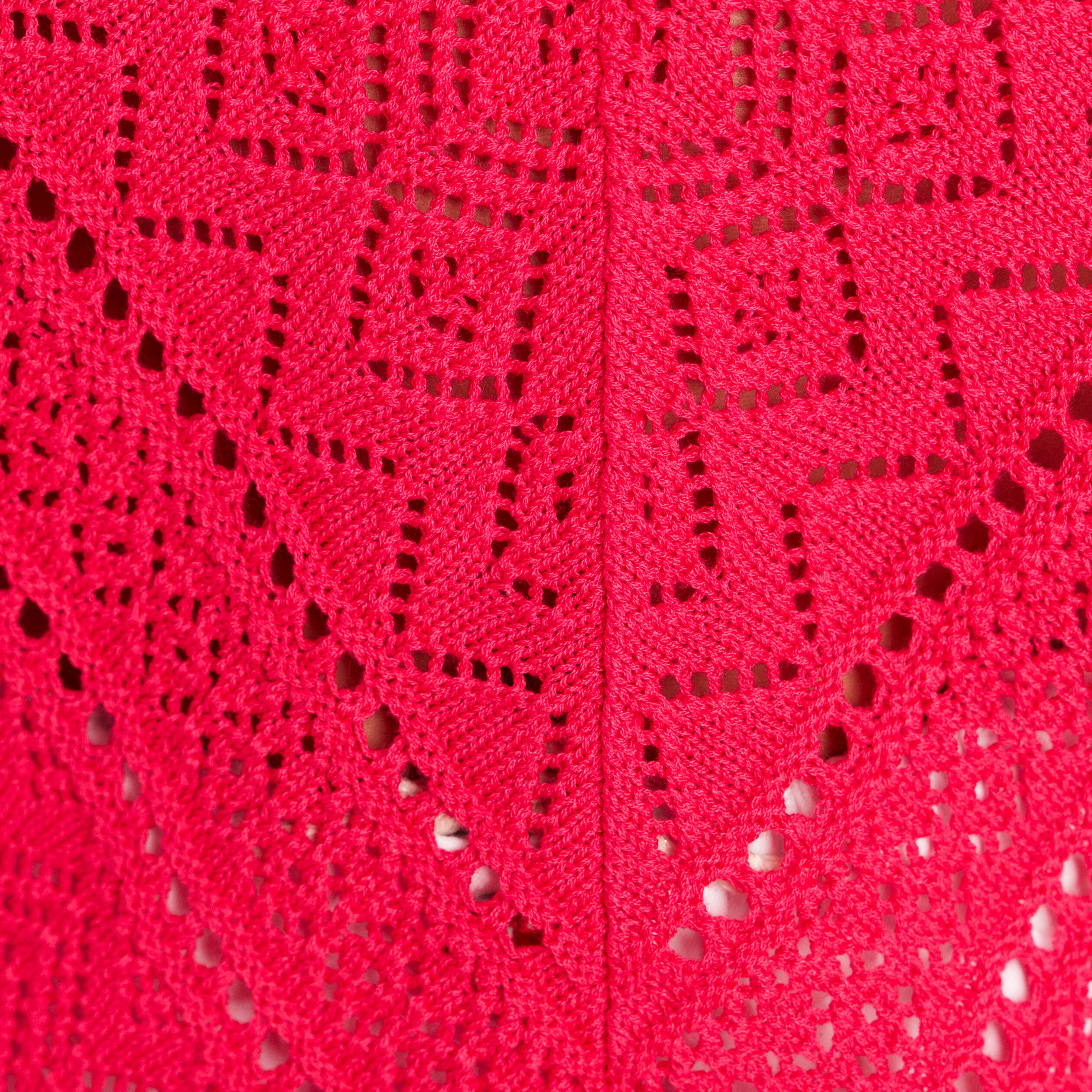 Pull ajour&eacute; col v manches courtes rose fushia femme