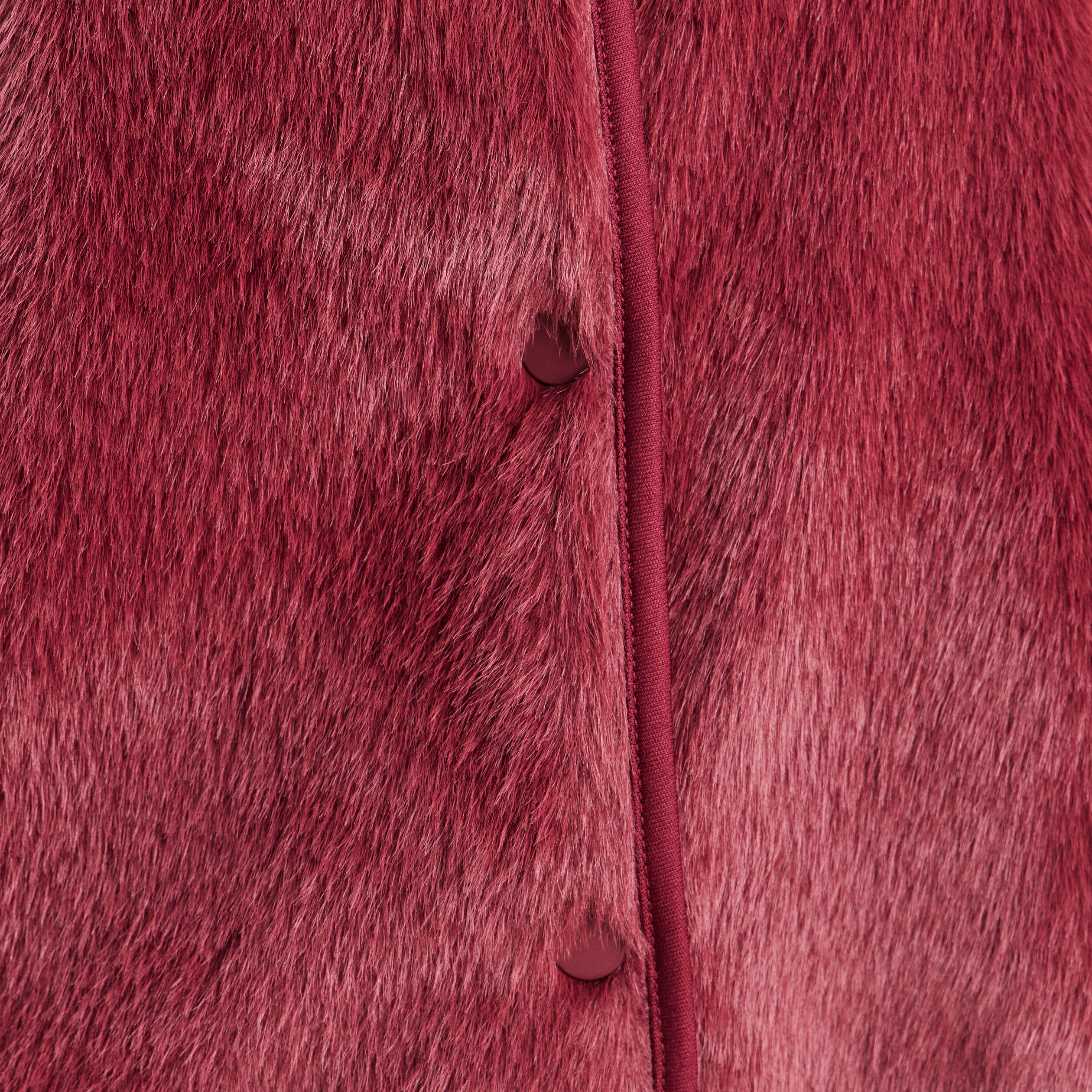 Gilet droit sans manches fausse fourrure bordeaux femme