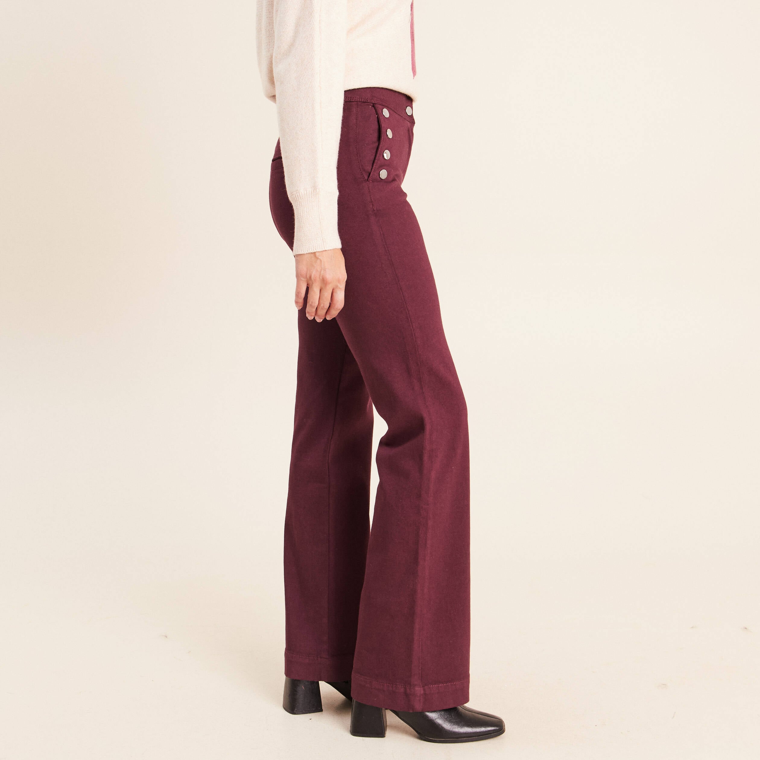 Pantalon coupe bootcut &agrave; pont prune femme