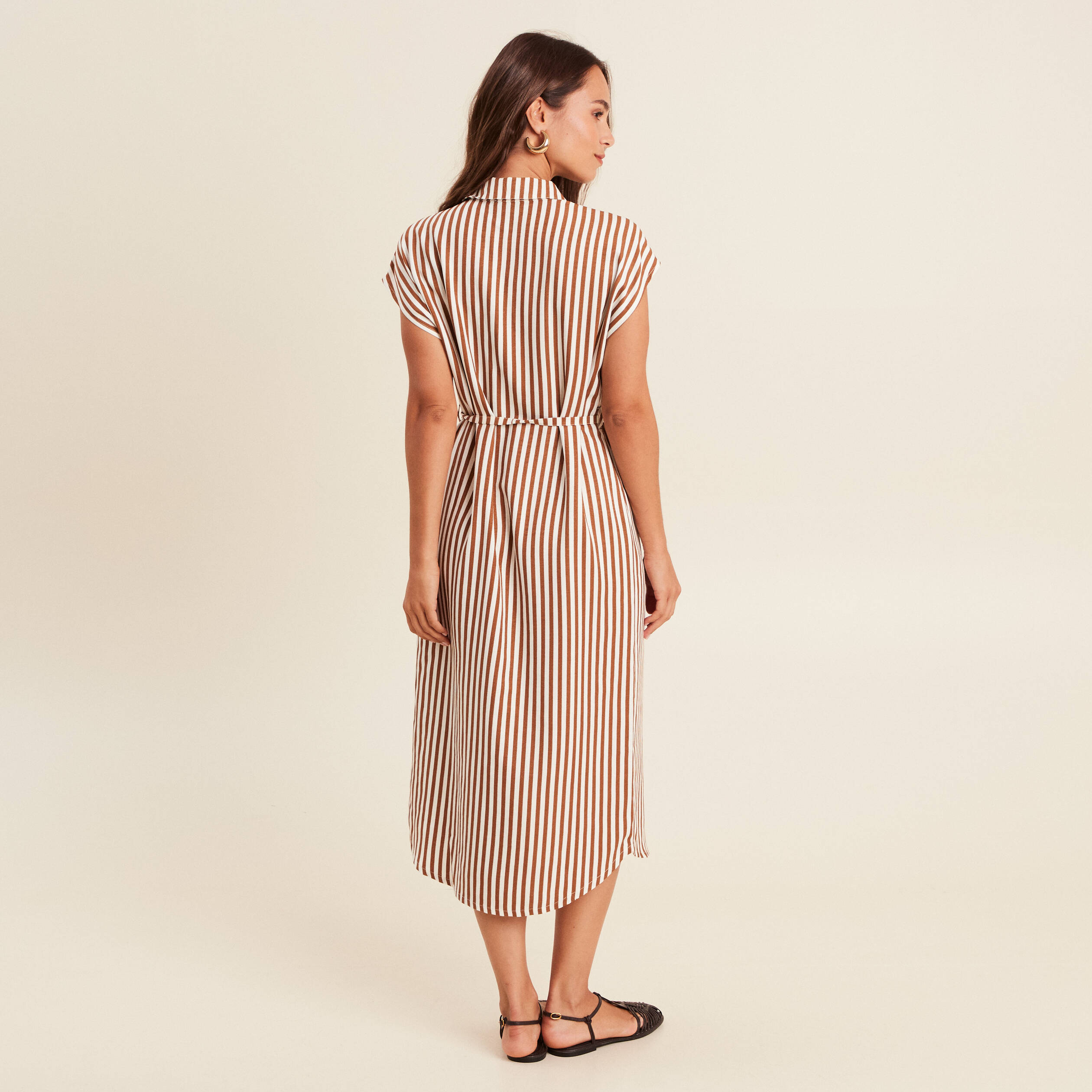 robe droite fluide col chemise blanc femme Robe droite fluide col chemise blanc femme