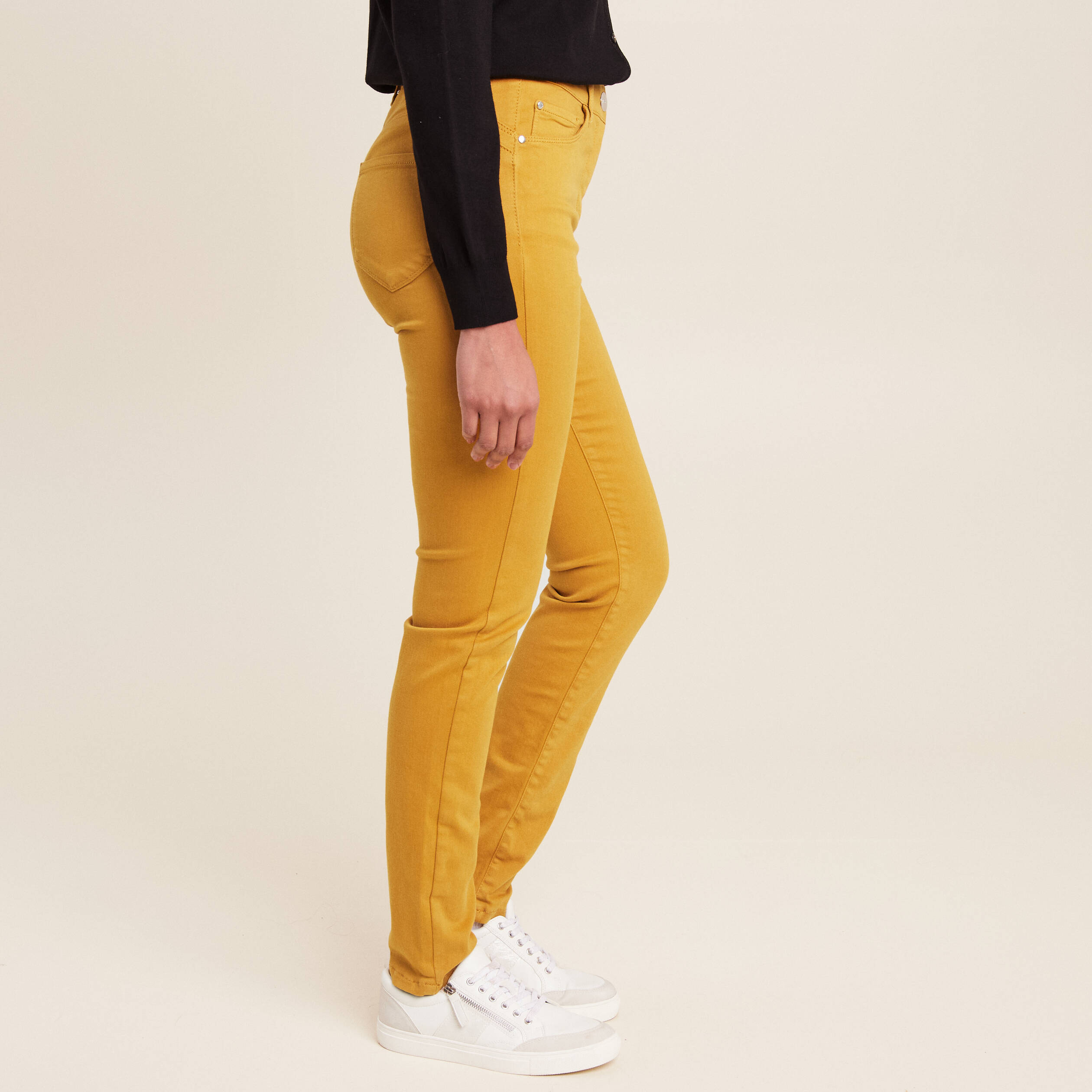 Jean magique L'Unique coupe ajust&eacute;e jaune femme