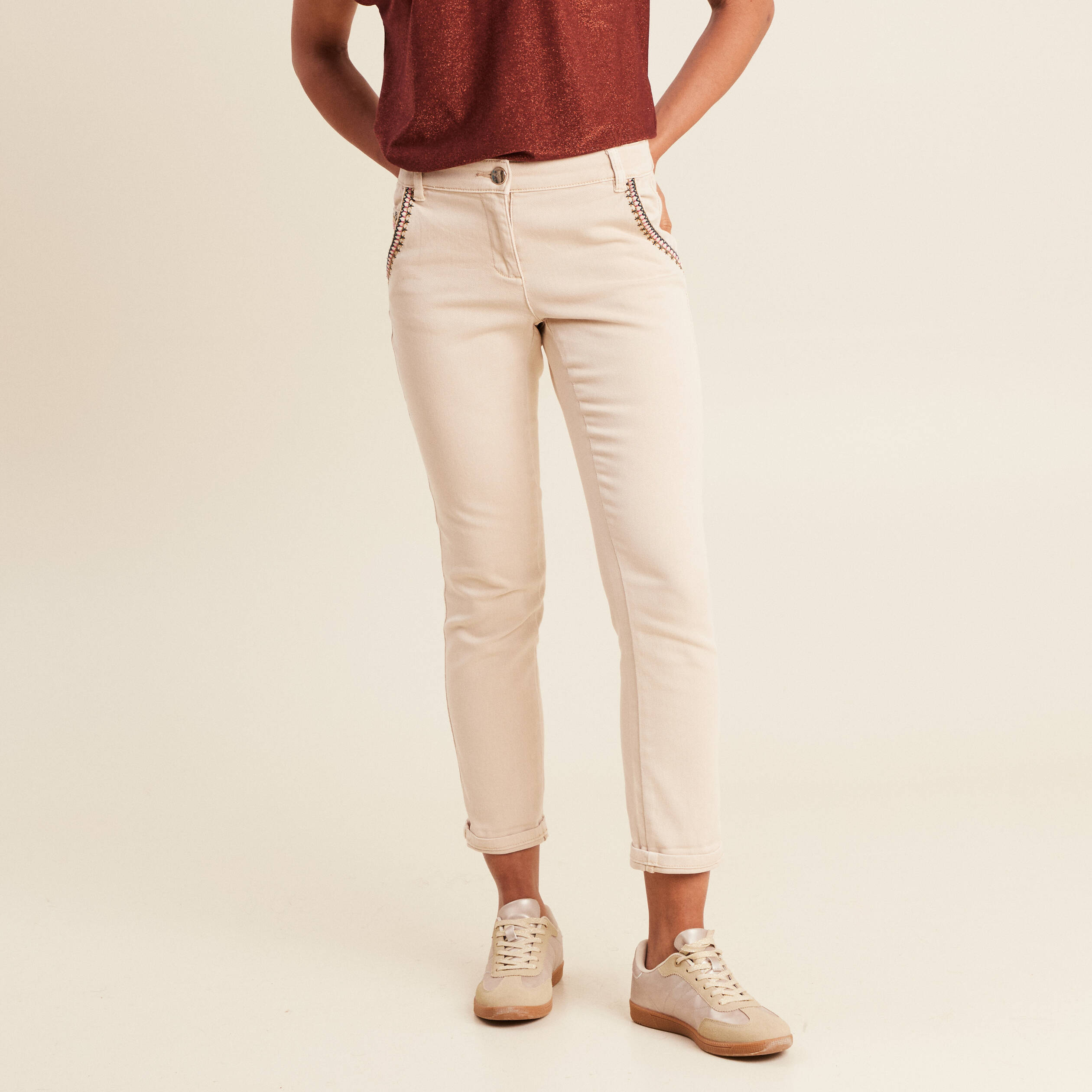 pantalon chino brode 78eme denim beige femme Pantalon chino brodé 7/8ème denim beige femme