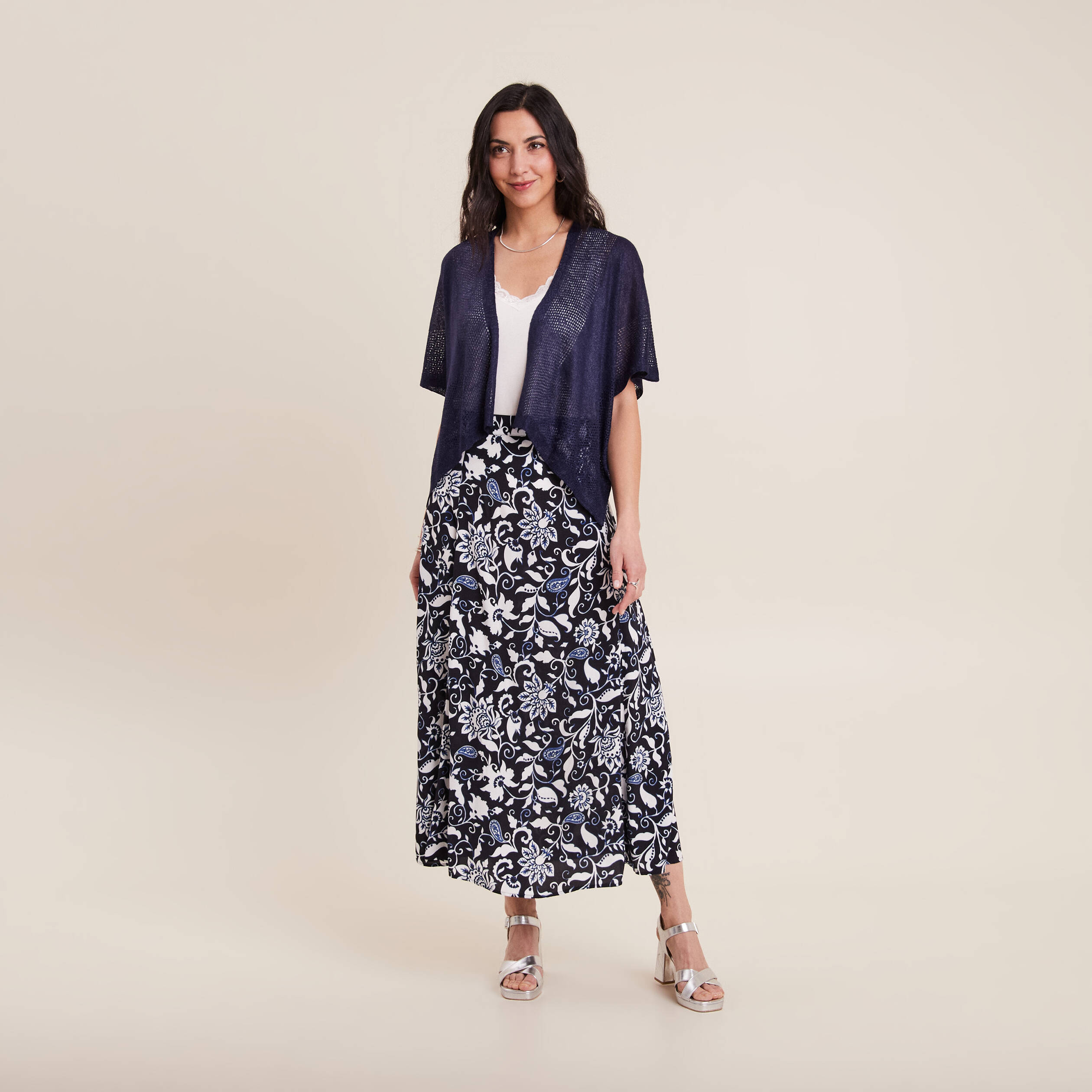 jupe longue evasee bleu fonce femme Jupe longue évasée bleu foncé femme
