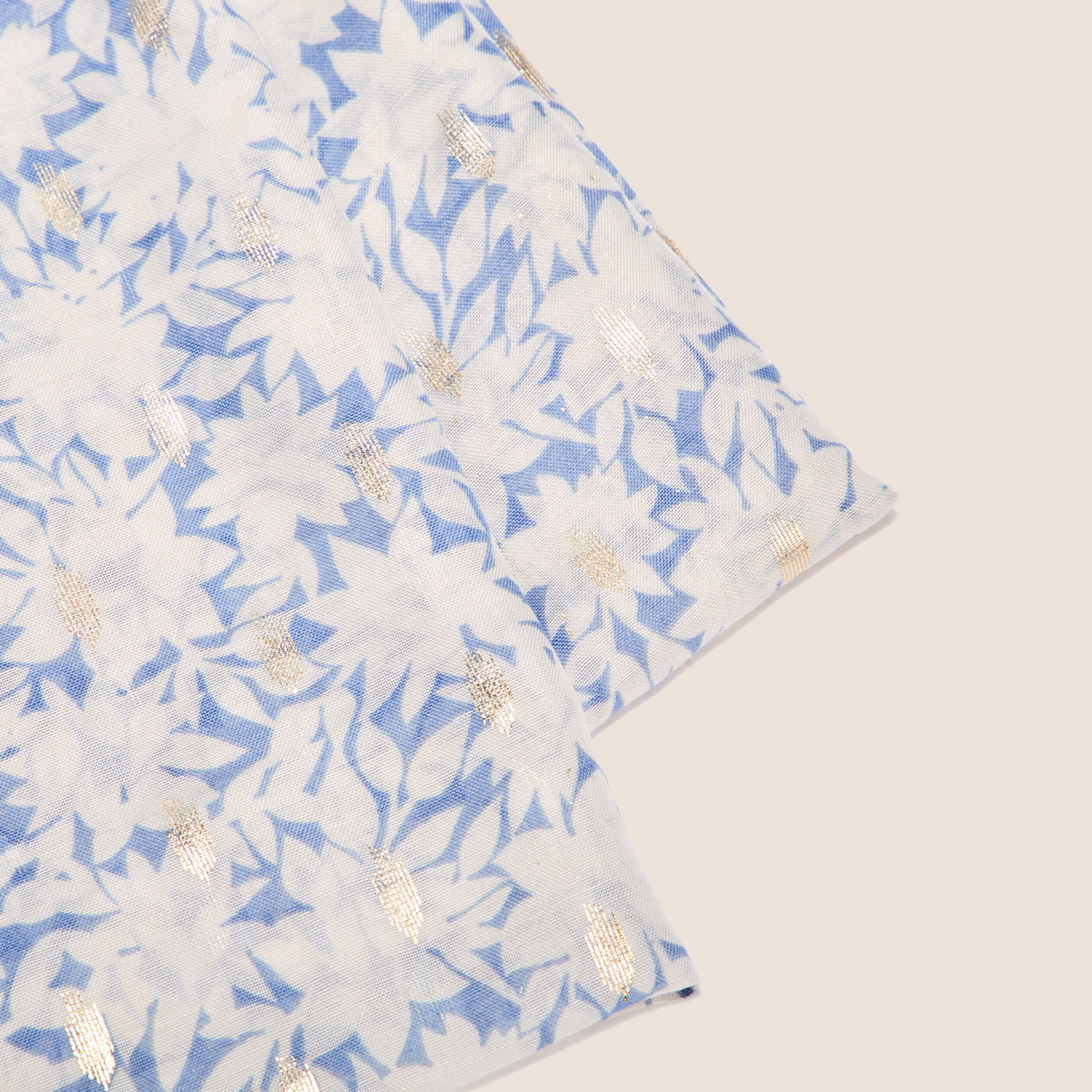 Foulard en voile transparent bleu ciel femme