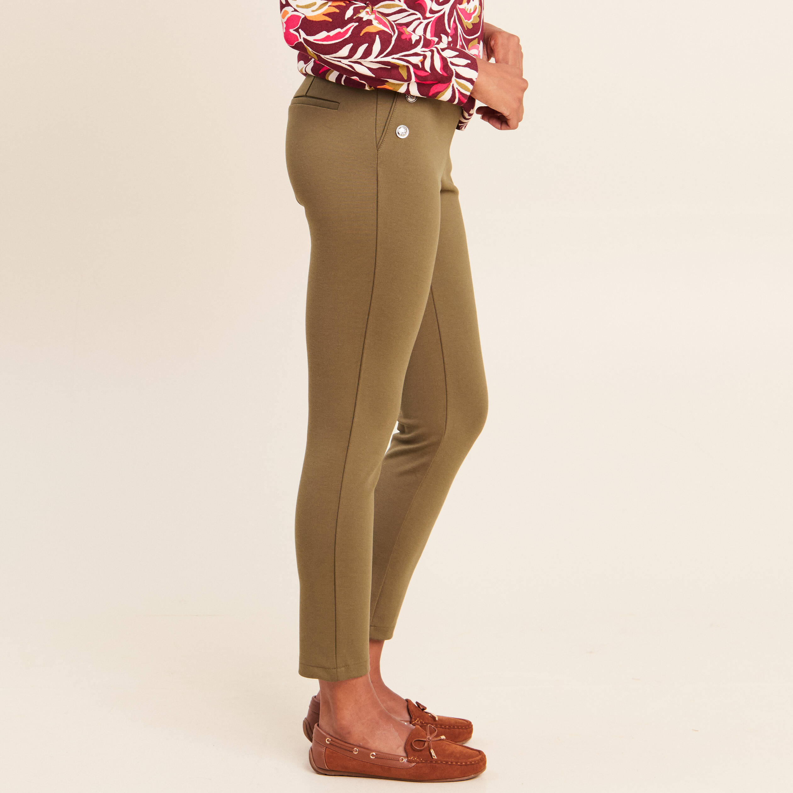 Legging 7/8&egrave;me taille bascul&eacute;e en maille vert kaki femme