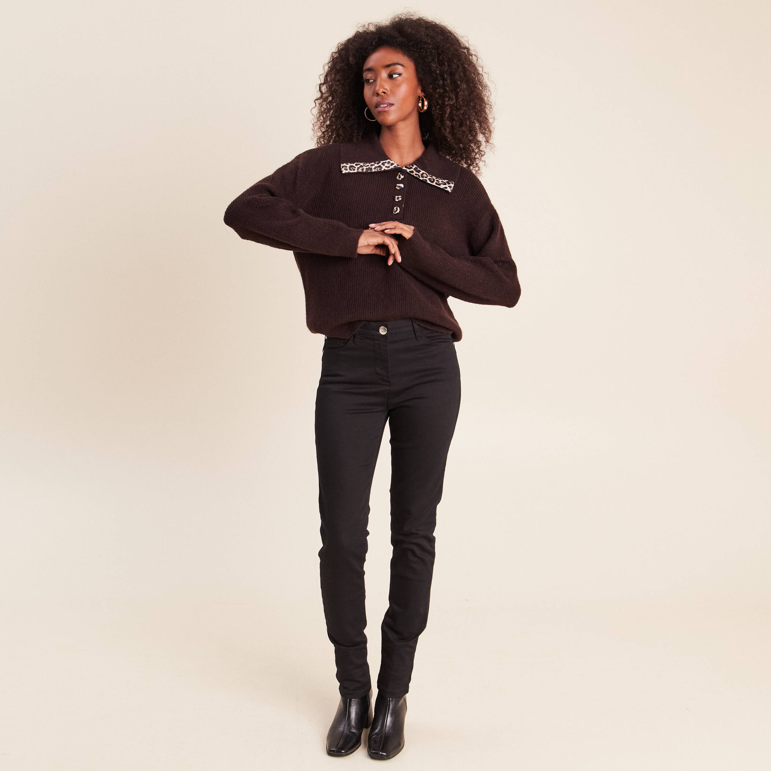 Pull droit manches longues marron fonc&eacute; femme