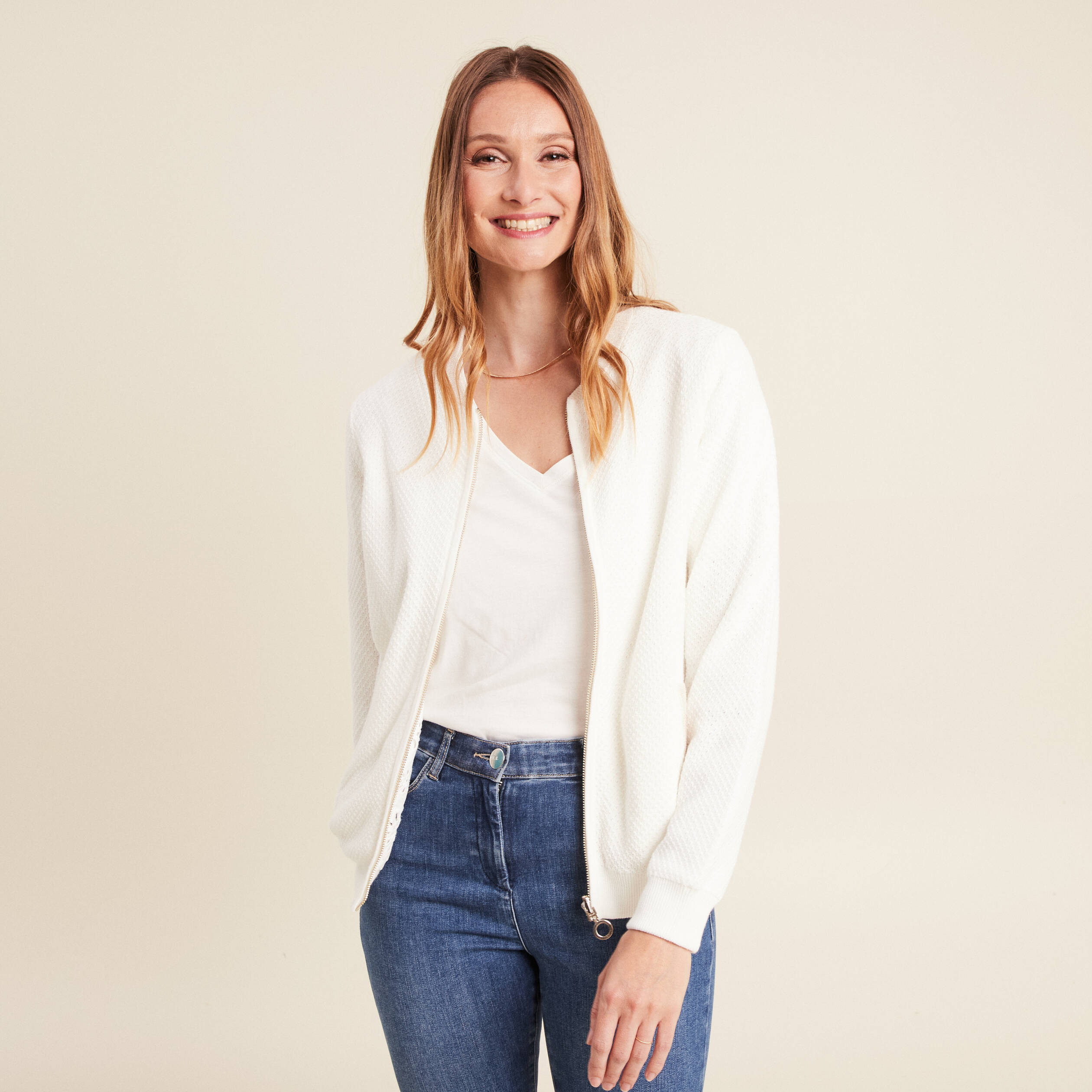 Gilet r&eacute;versible brod&eacute;e ecru femme