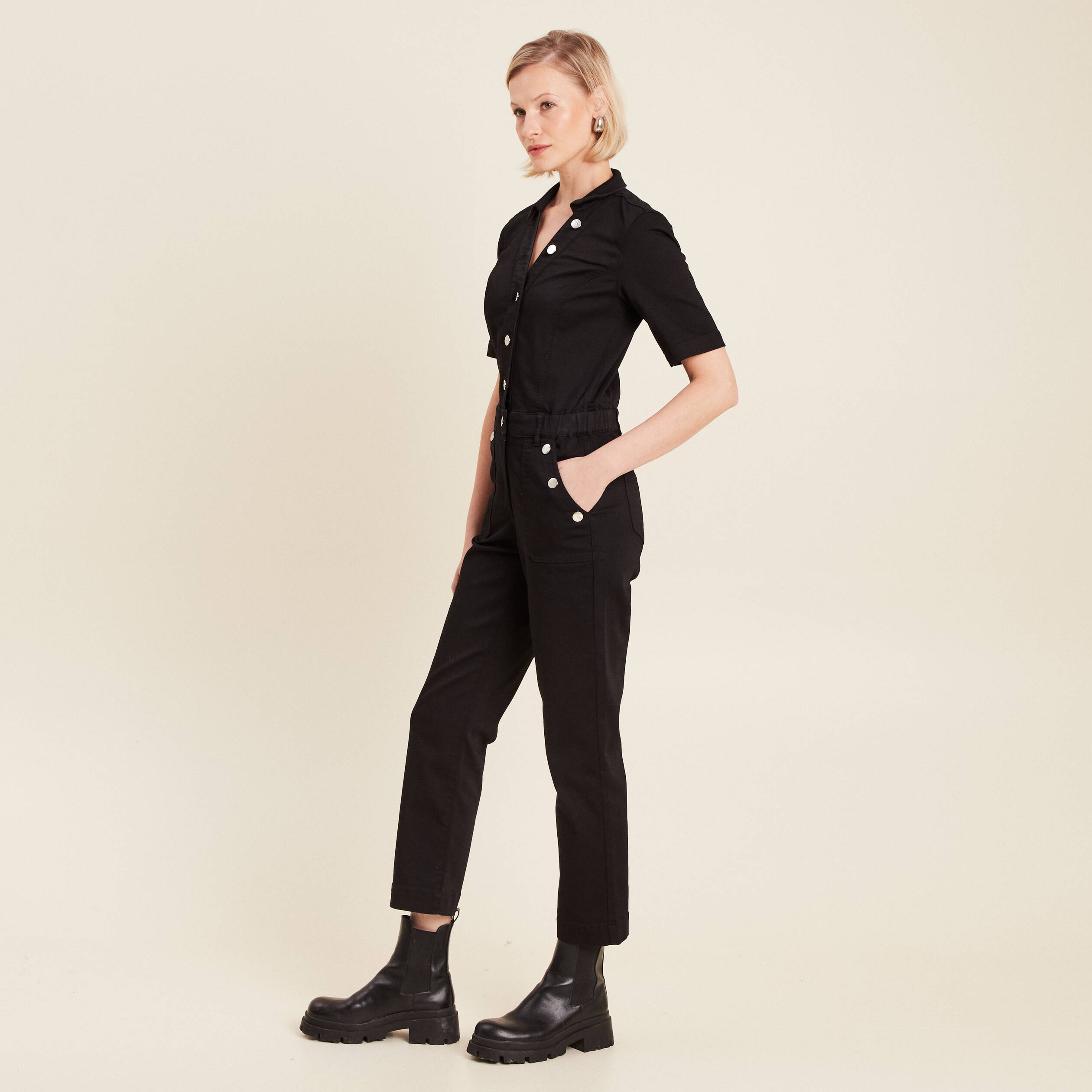 combinaison pantalon en jean noir femme Combinaison pantalon en jean noir femme