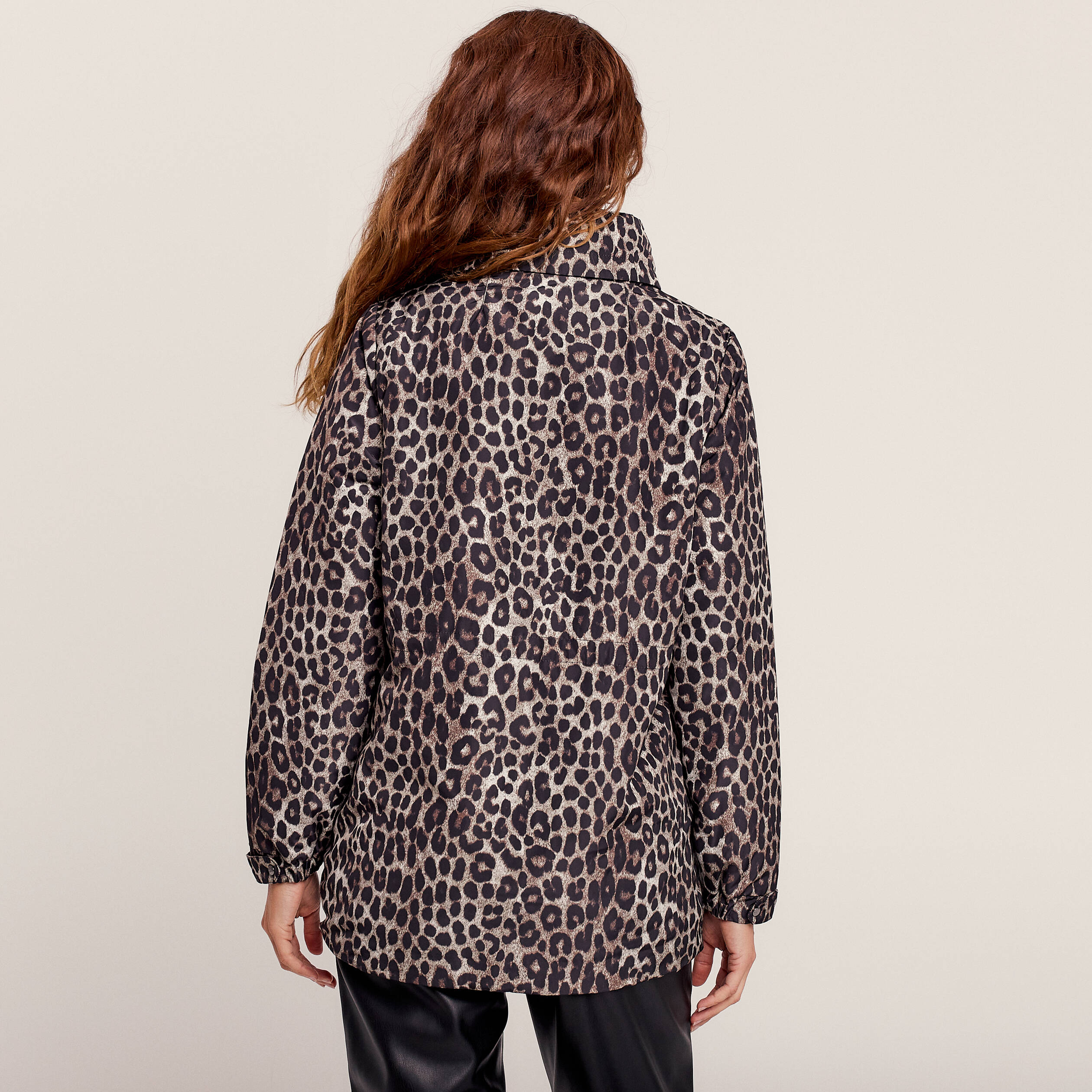 Parka cintrée doublée déperlante noir femme