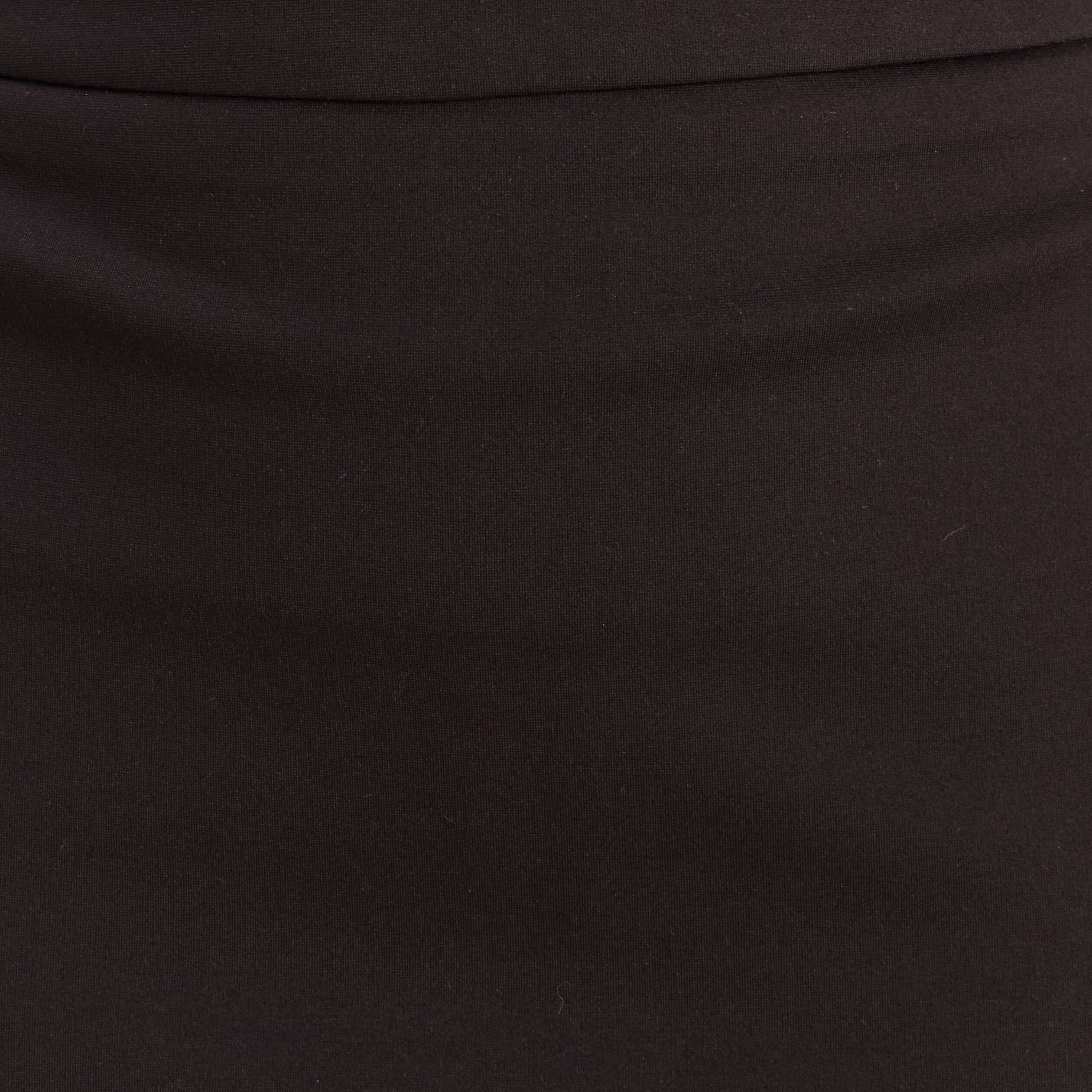 Jupe ajust&eacute;e en maille longueur genou noir femme