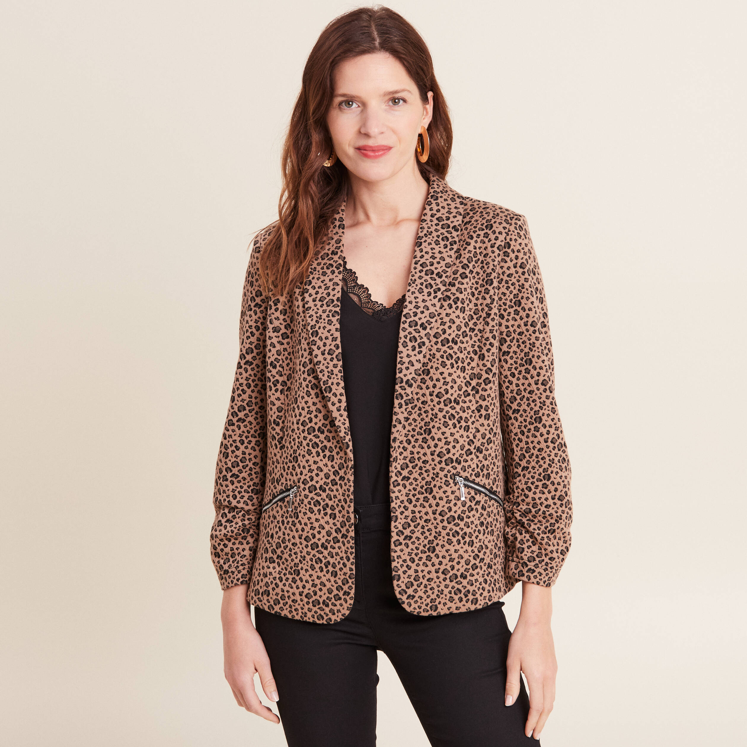 veste tailleur col chale beige femme Veste tailleur col châle beige femme