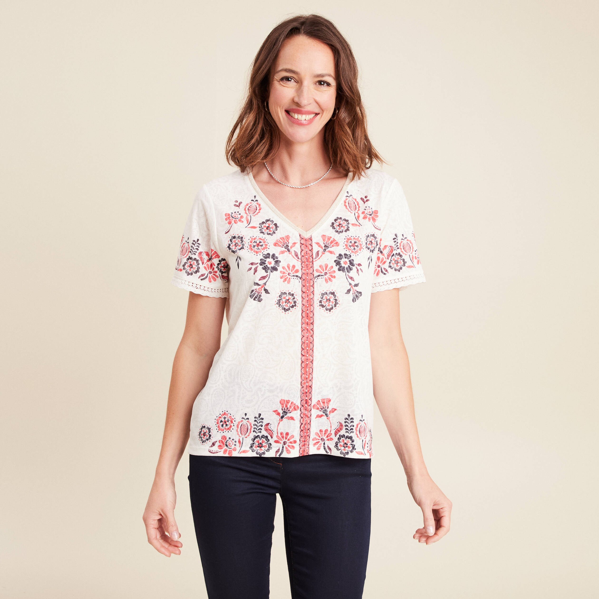 t shirt droit court manches courtes ecru femme t-shirt droit court manches courtes ecru femme
