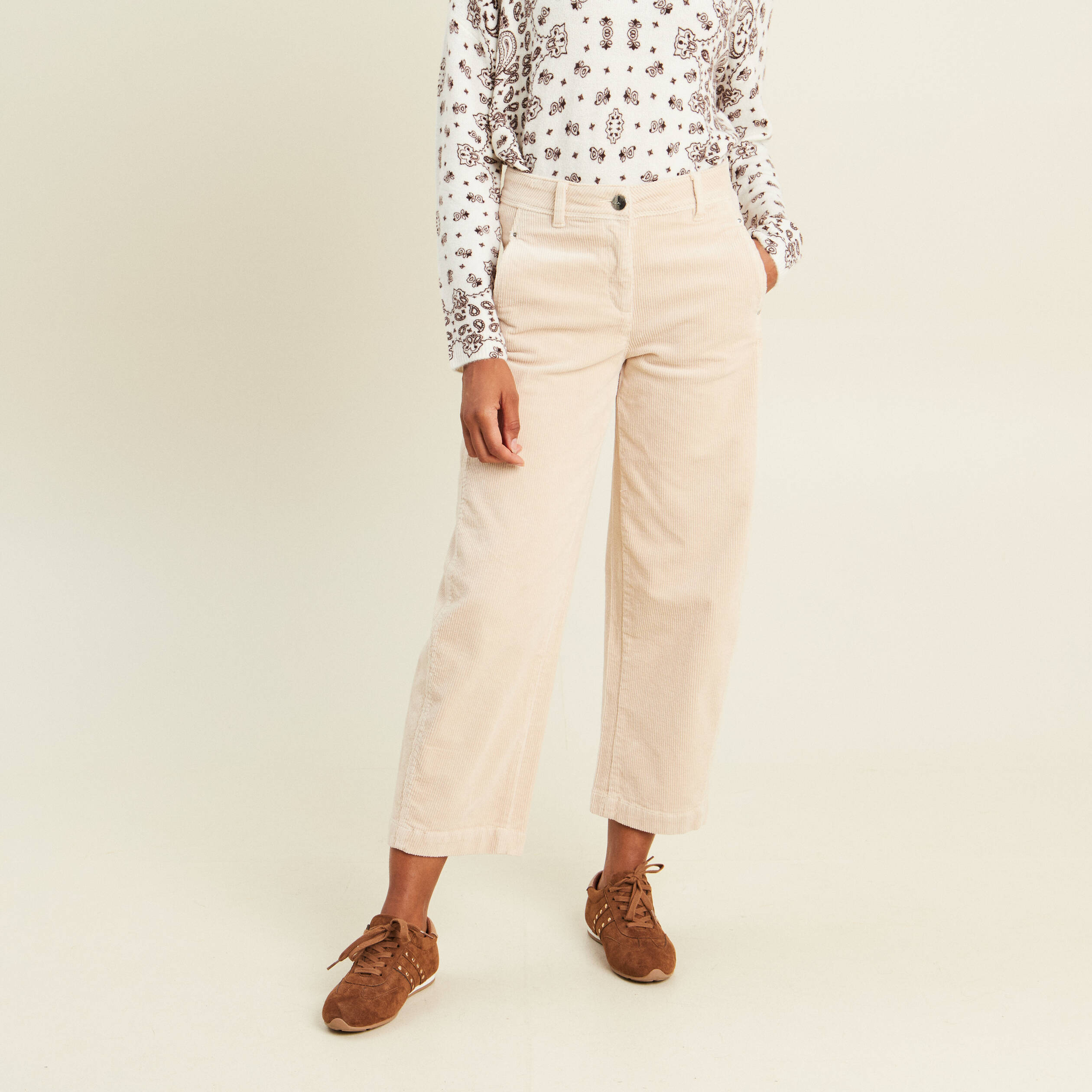 Pantalon large 7/8&egrave;me en velours sable femme