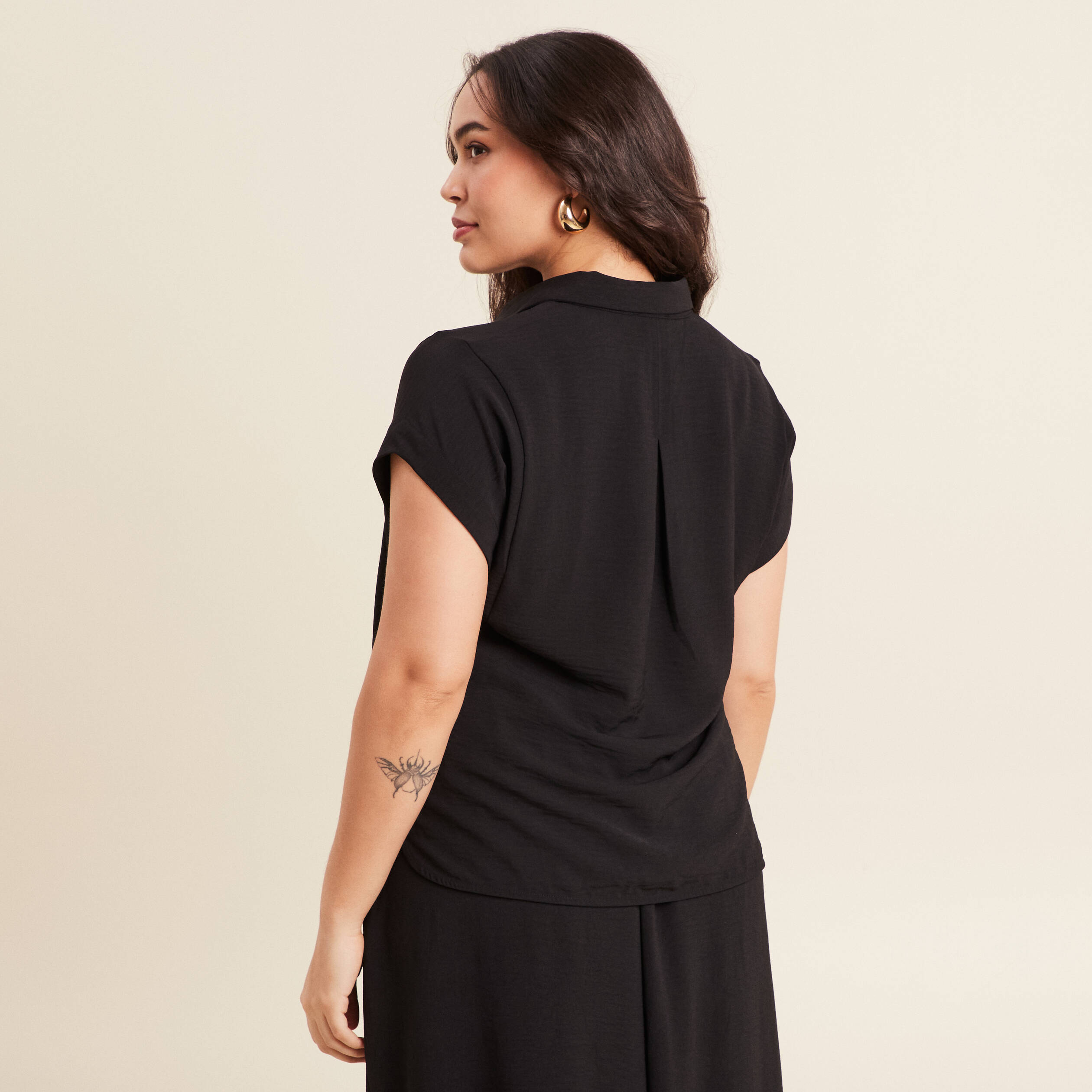 blouse manches courtes noir femme Blouse manches courtes noir femme