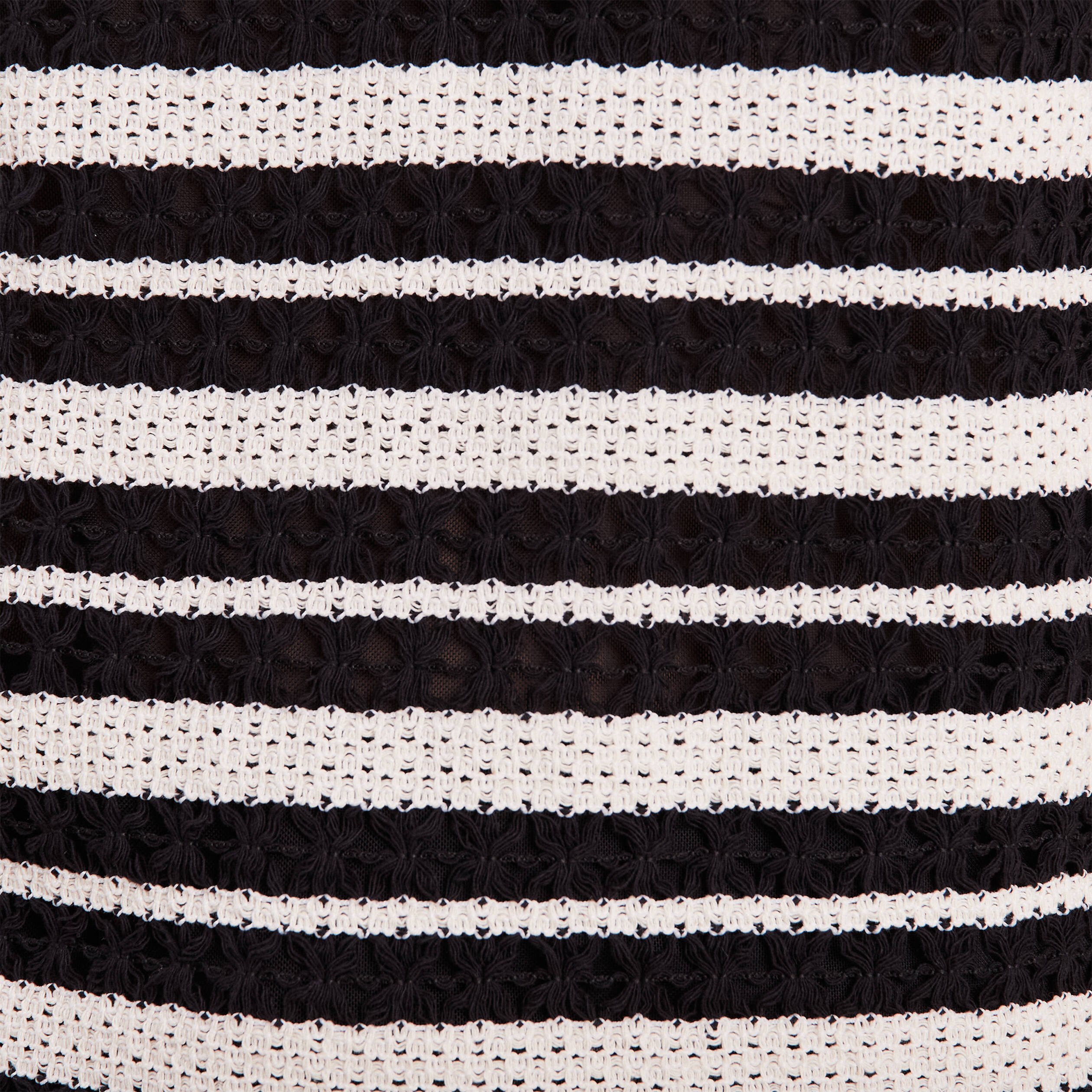 debardeur sans manches crochet noir femme Débardeur sans manches crochet noir femme