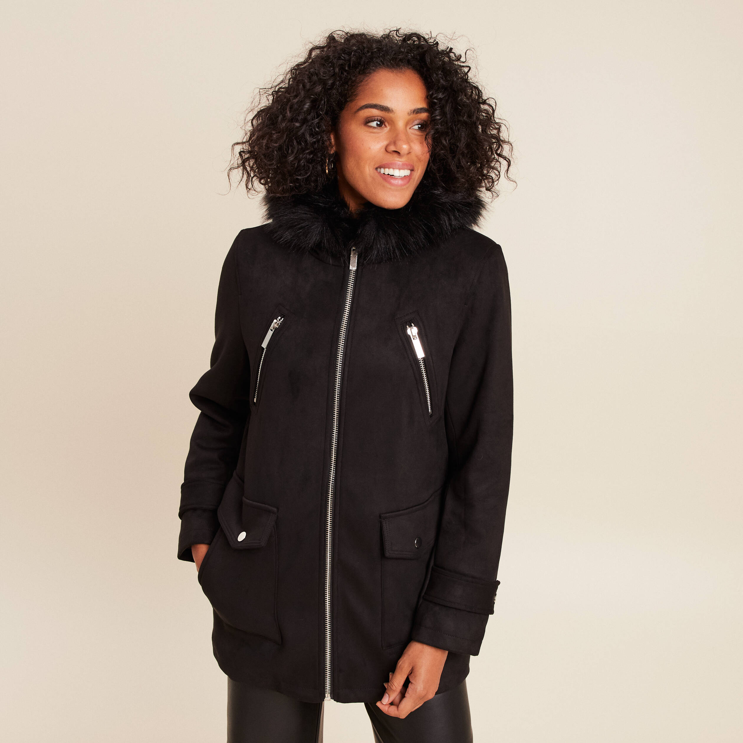 Manteau cintr&eacute; mi-long &agrave; capuche noir femme