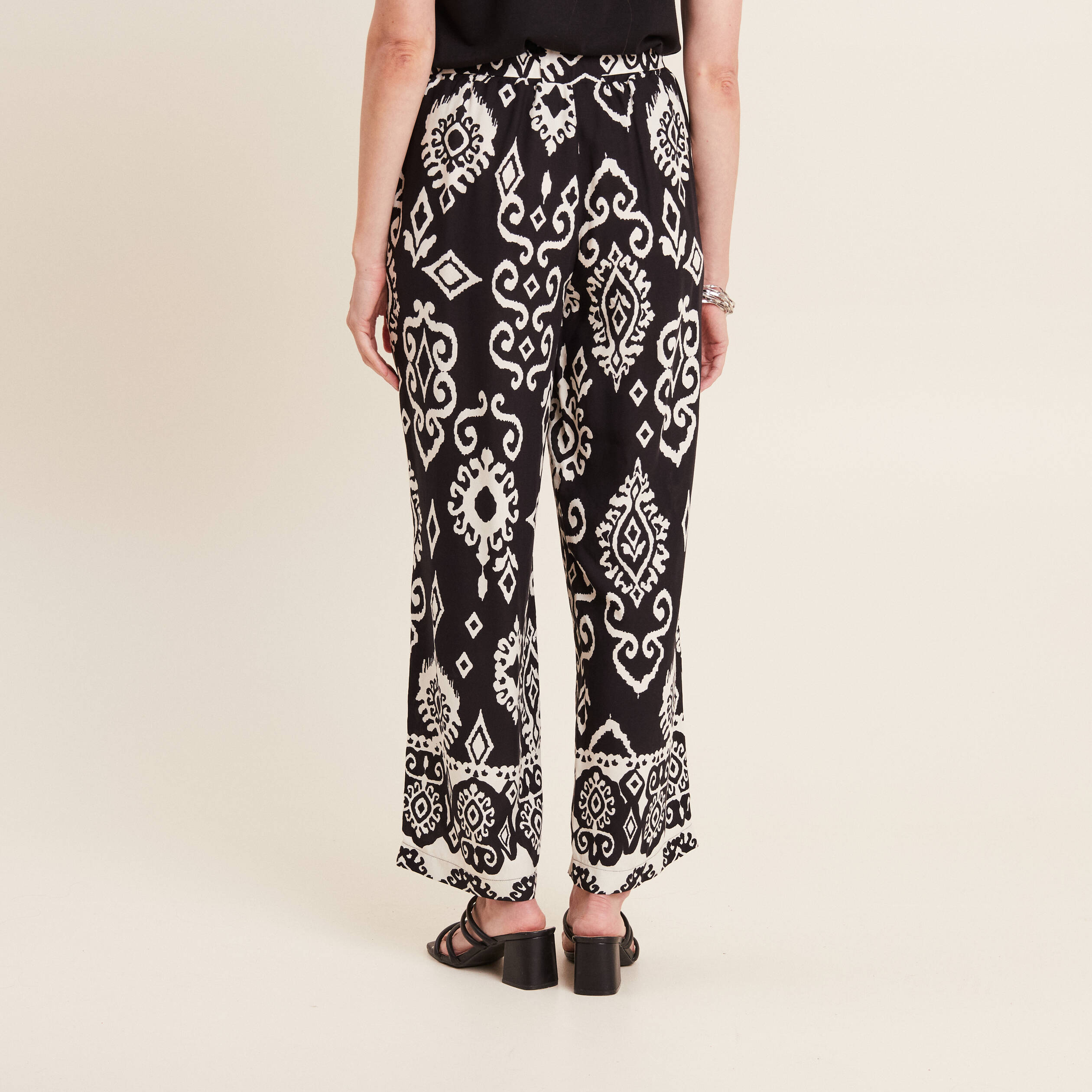pantalon flou noir femme Pantalon flou noir femme