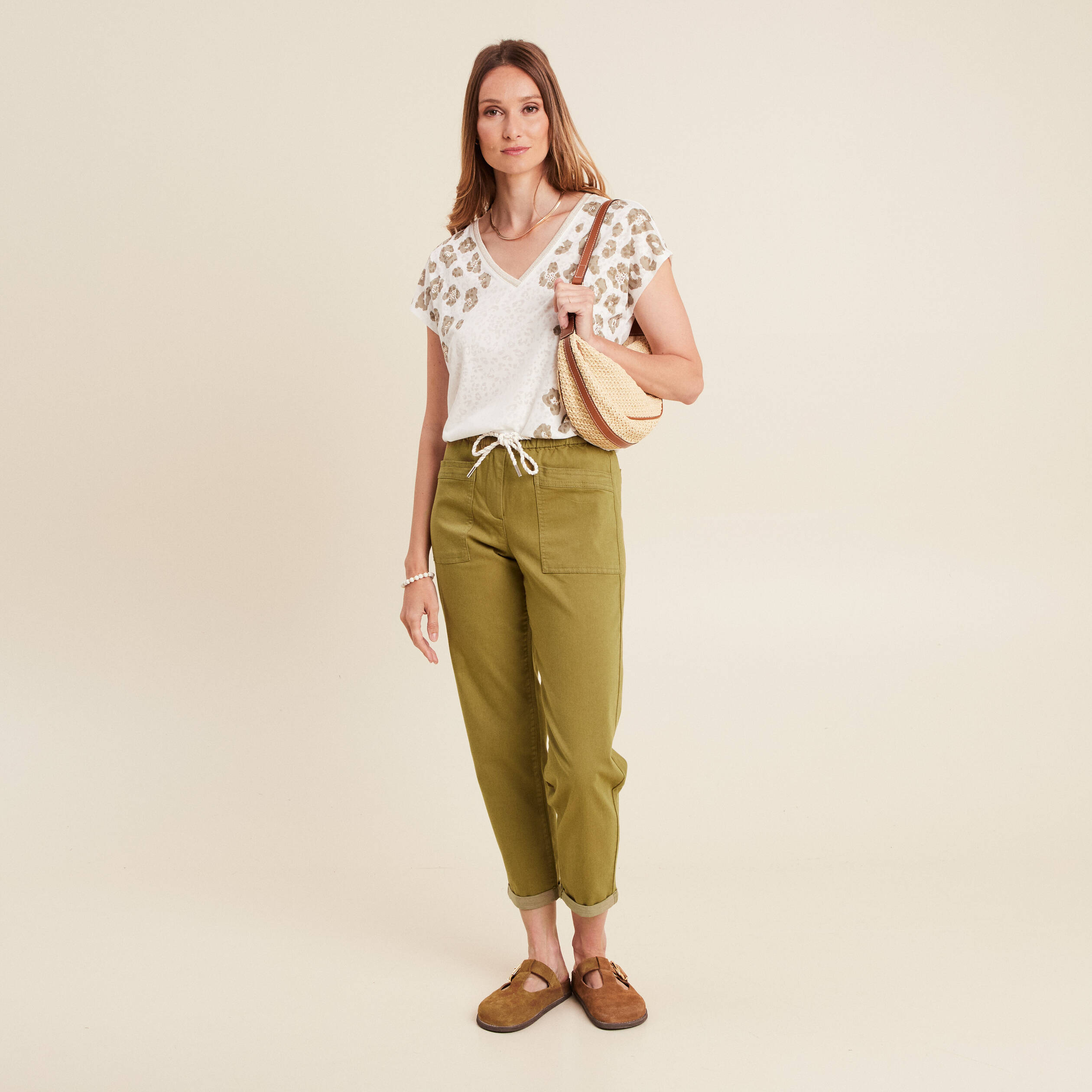 Pantalon coupe mom 7/8&egrave;me vert kaki femme