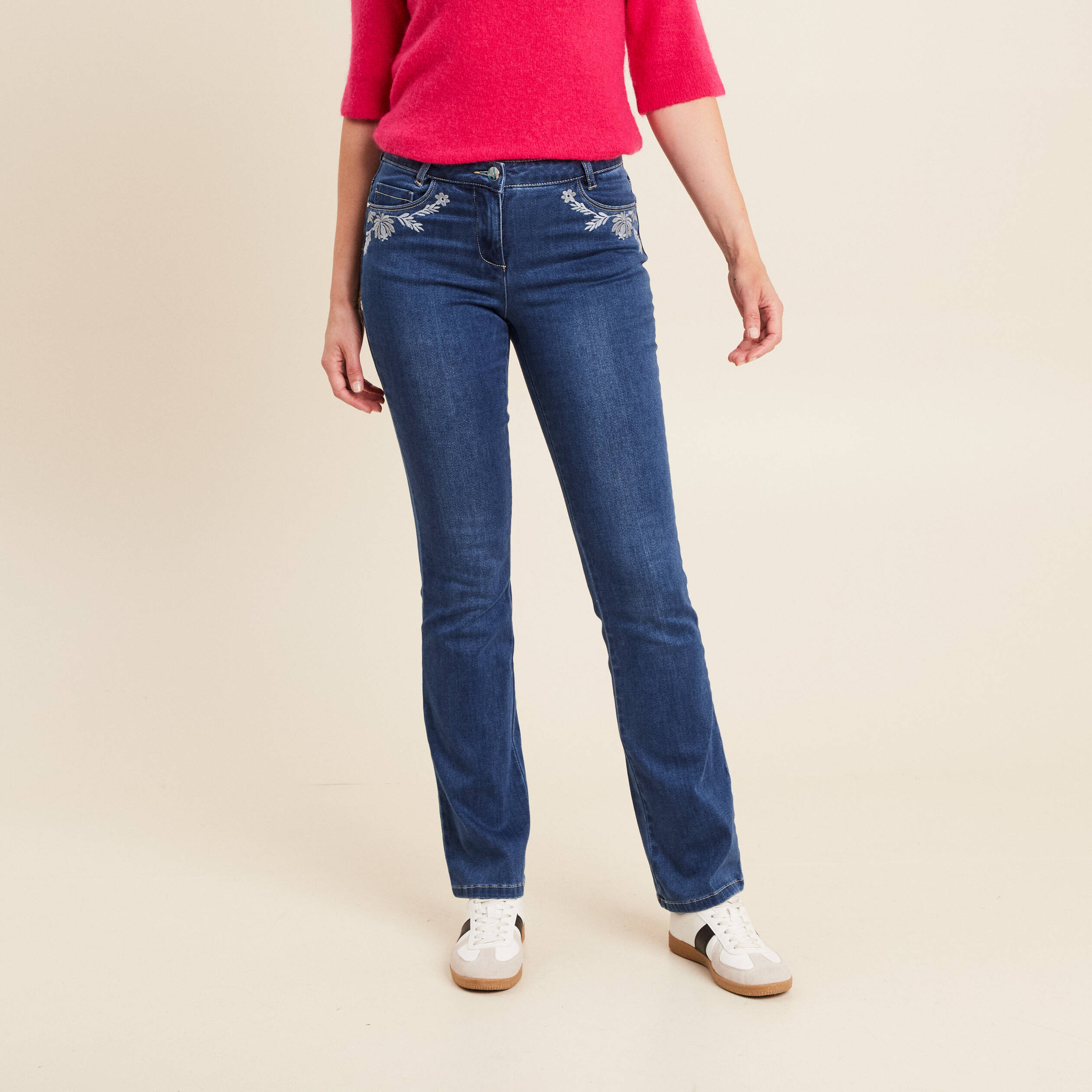 jean bootcut taille basculee brode denim stone femme jean bootcut taille basculée brodé denim stone femme
