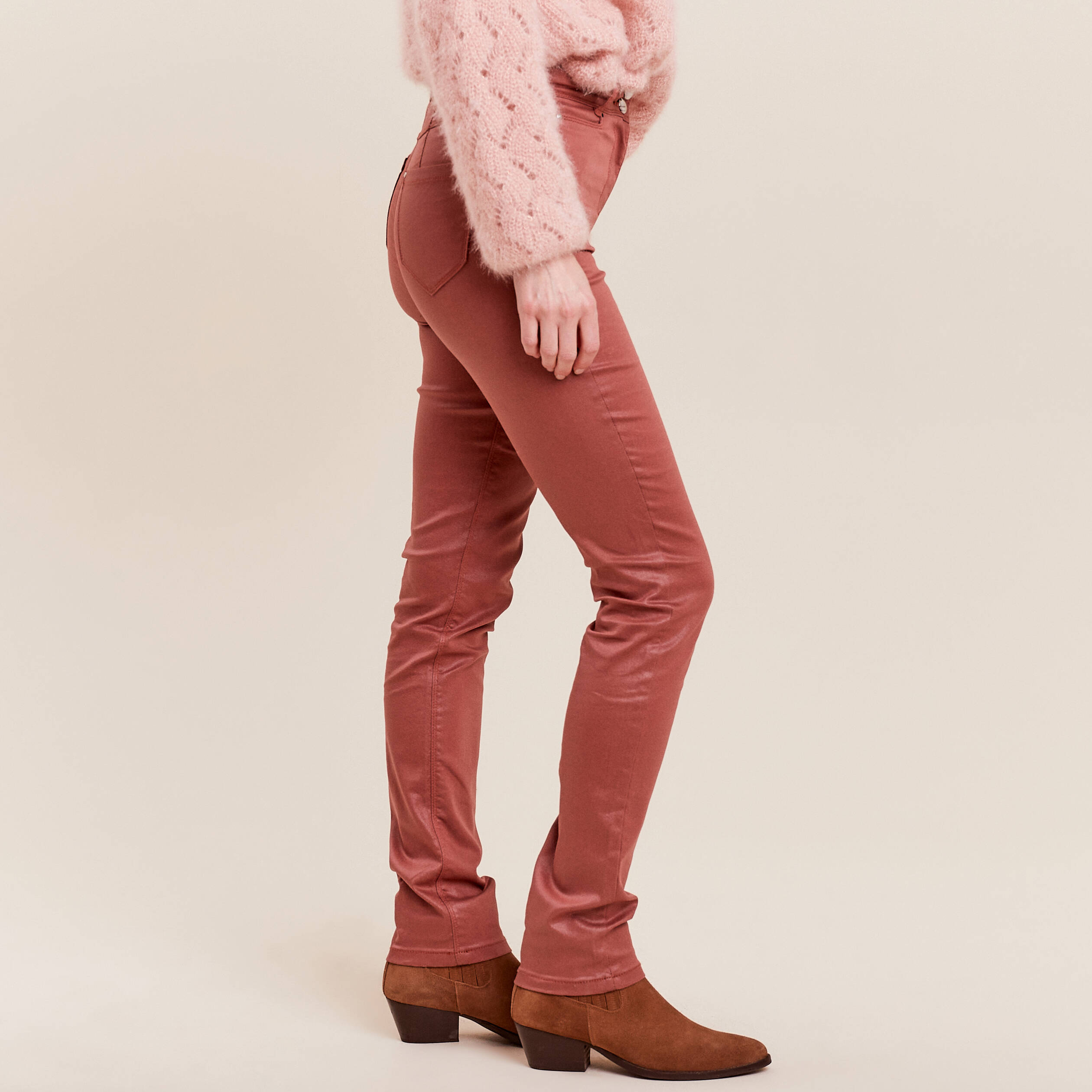 pantalon ajuste enduit marron cognac femme Pantalon ajusté enduit marron cognac femme