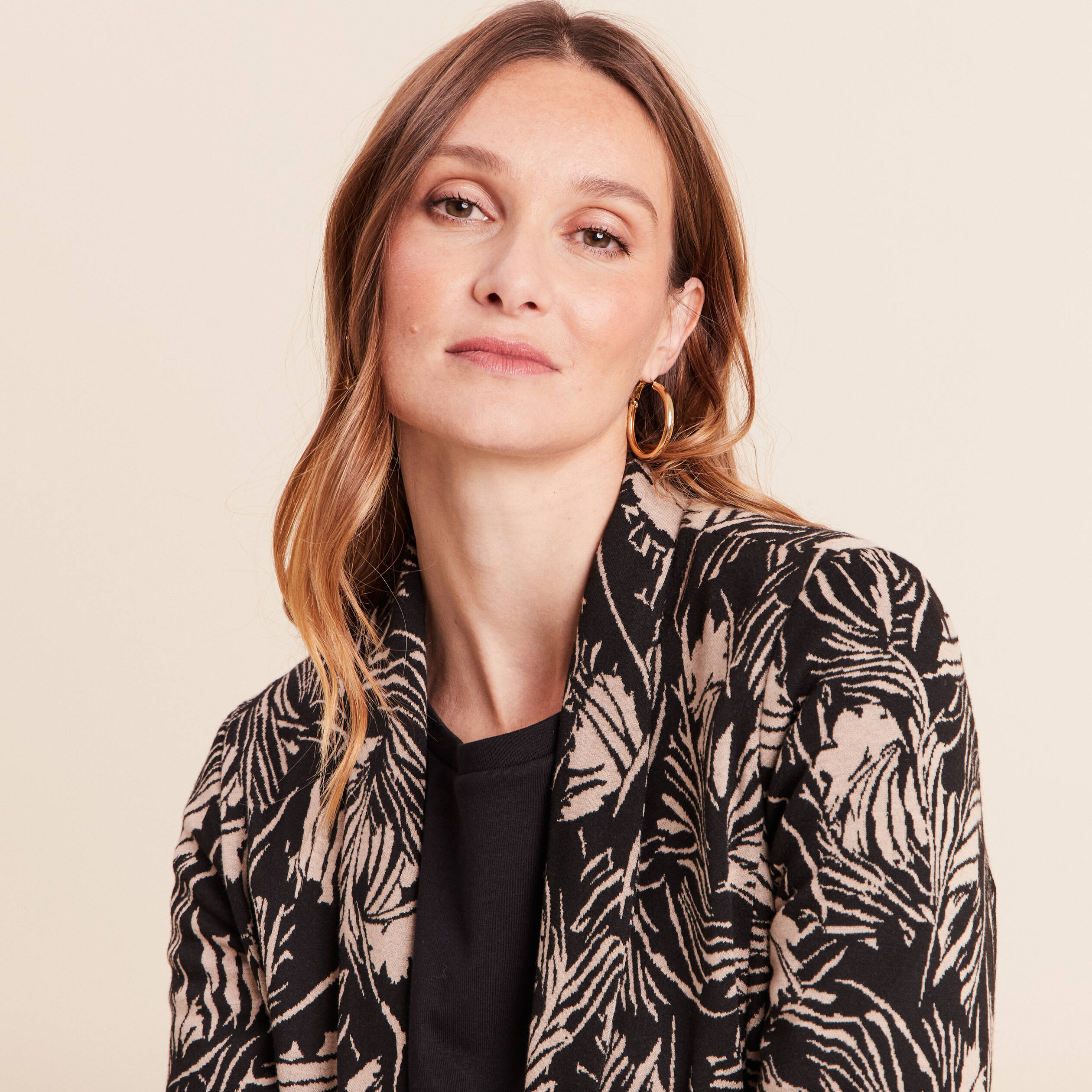 Veste cintr&eacute;e manches longues doubl&eacute;e noir femme