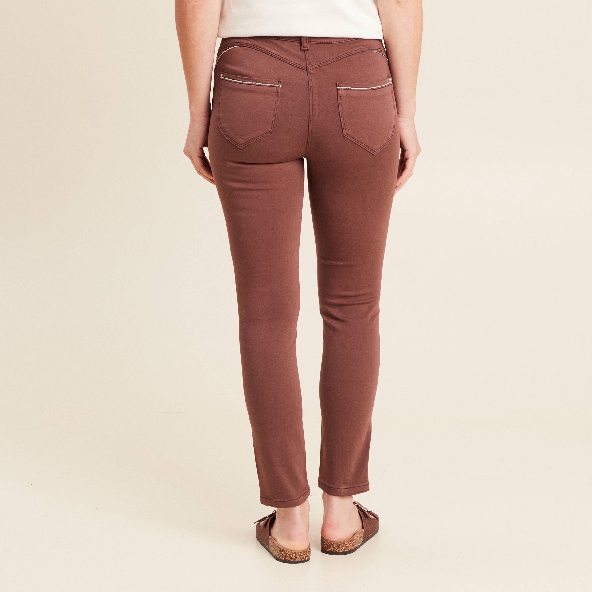Pantalon ajusté taille haute marron foncé femme Vibs