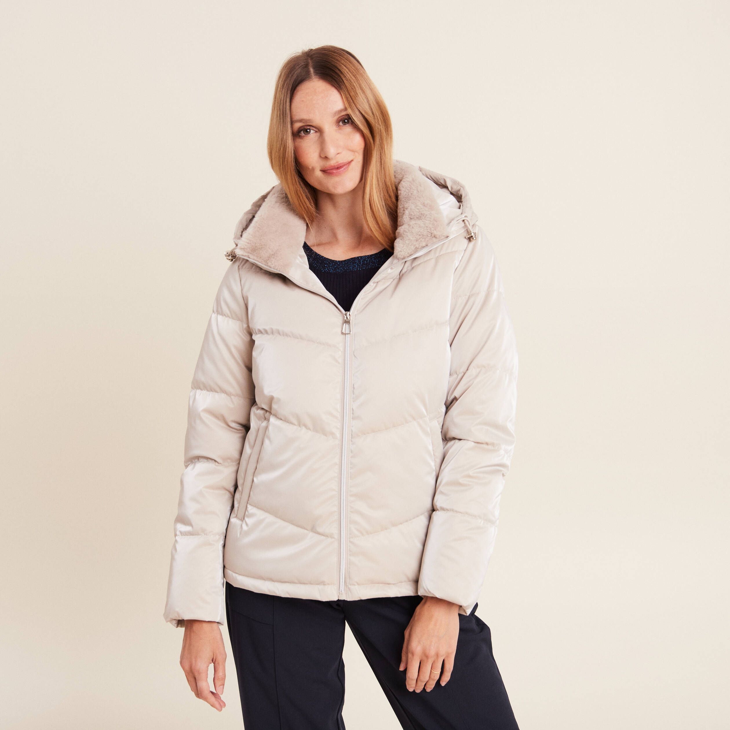 doudoune a capuche beige femme Doudoune à capuche beige femme
