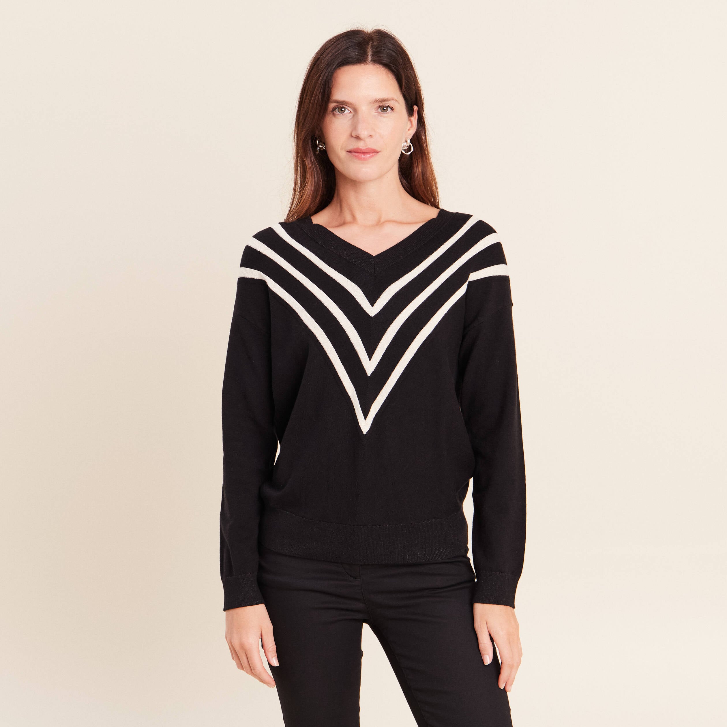 Pull col v noir femme