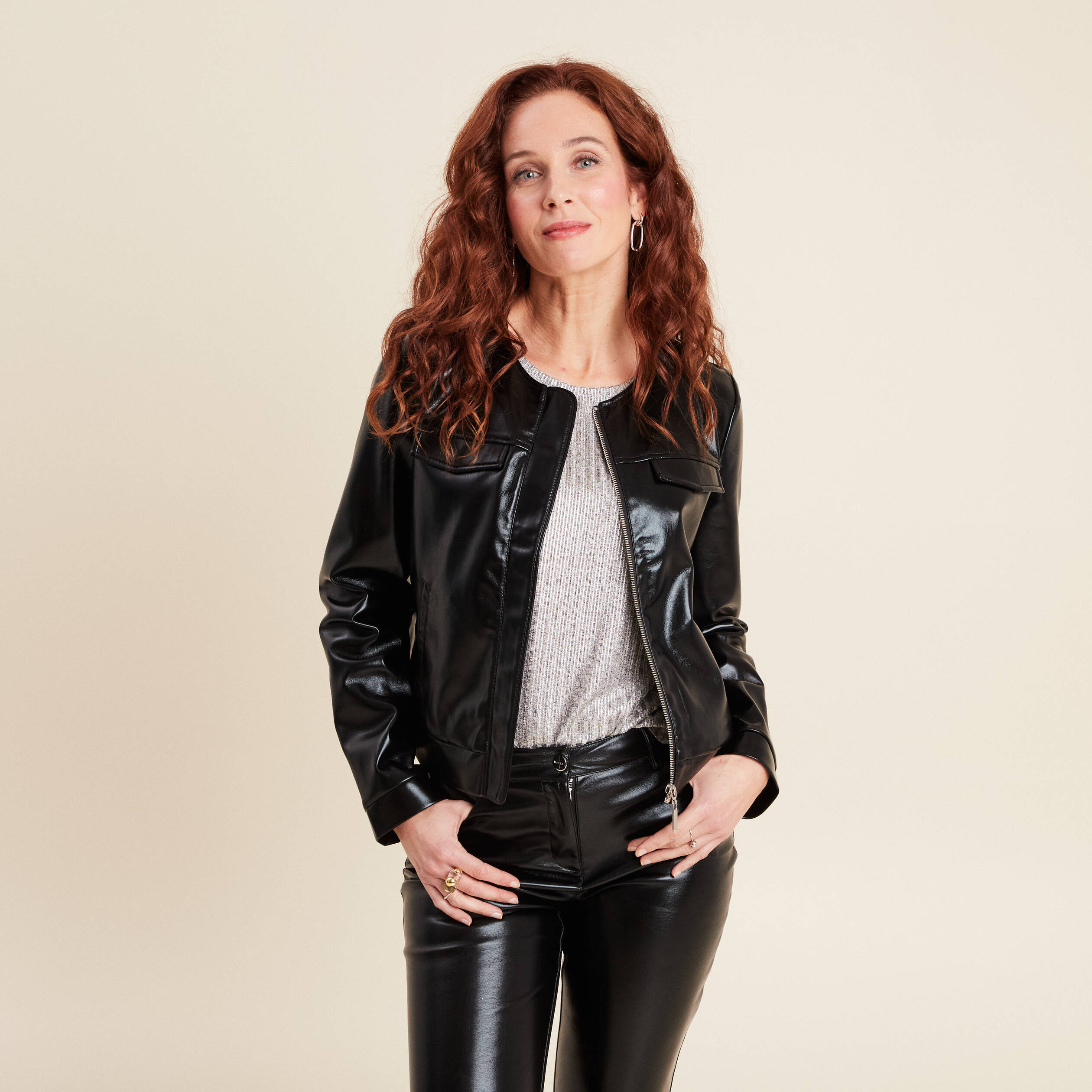 blouson ajuste simili cuir noir femme Blouson ajusté simili cuir noir femme