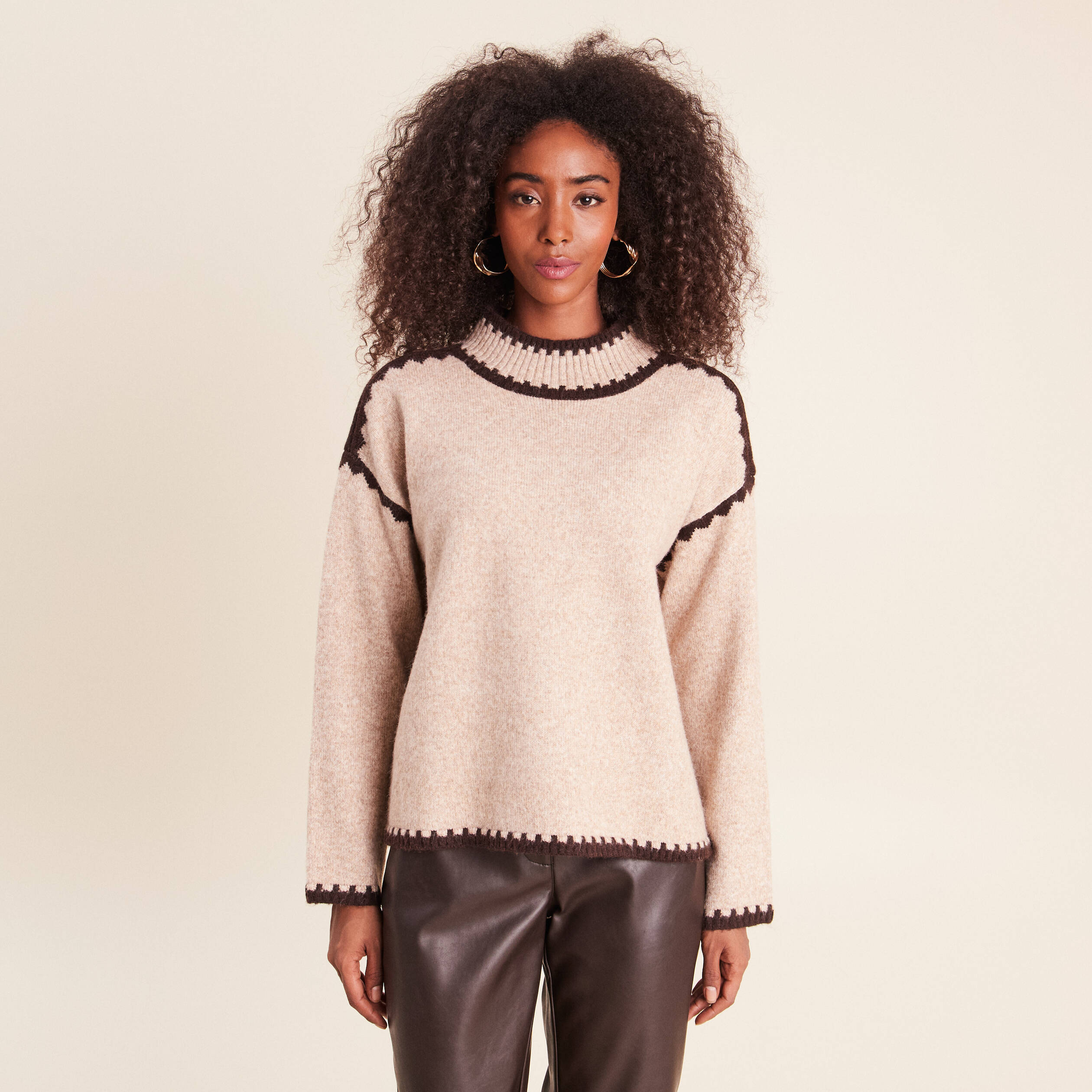 Pull col montant beige femme