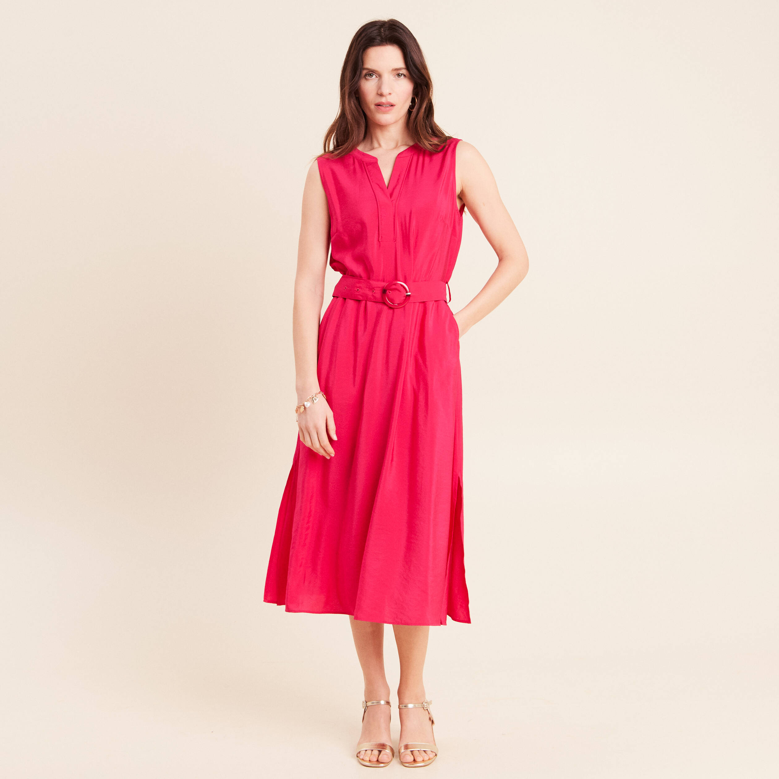 Robe &eacute;vas&eacute;e 3/4 sans manches ceinture rose fushia femme