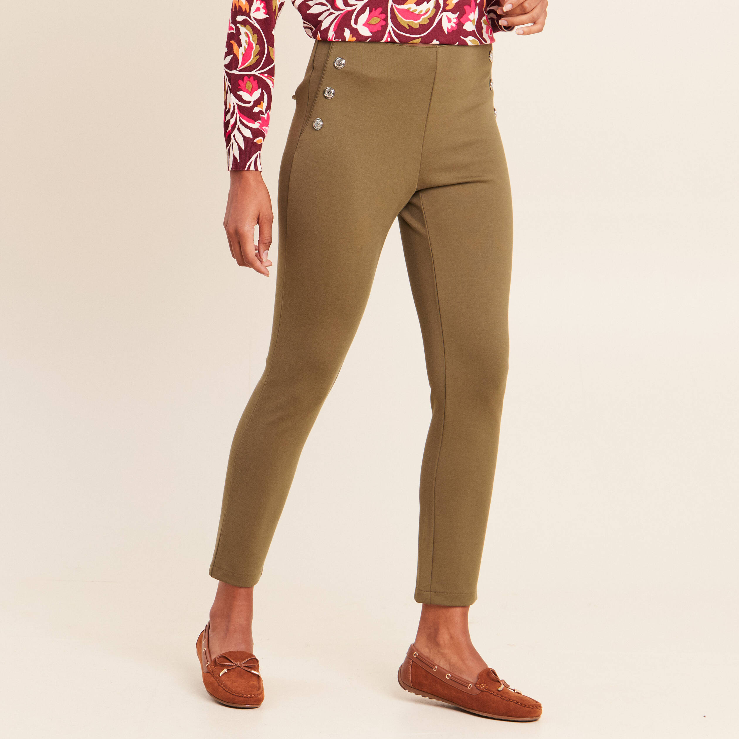 Legging 7/8&egrave;me taille bascul&eacute;e en maille vert kaki femme