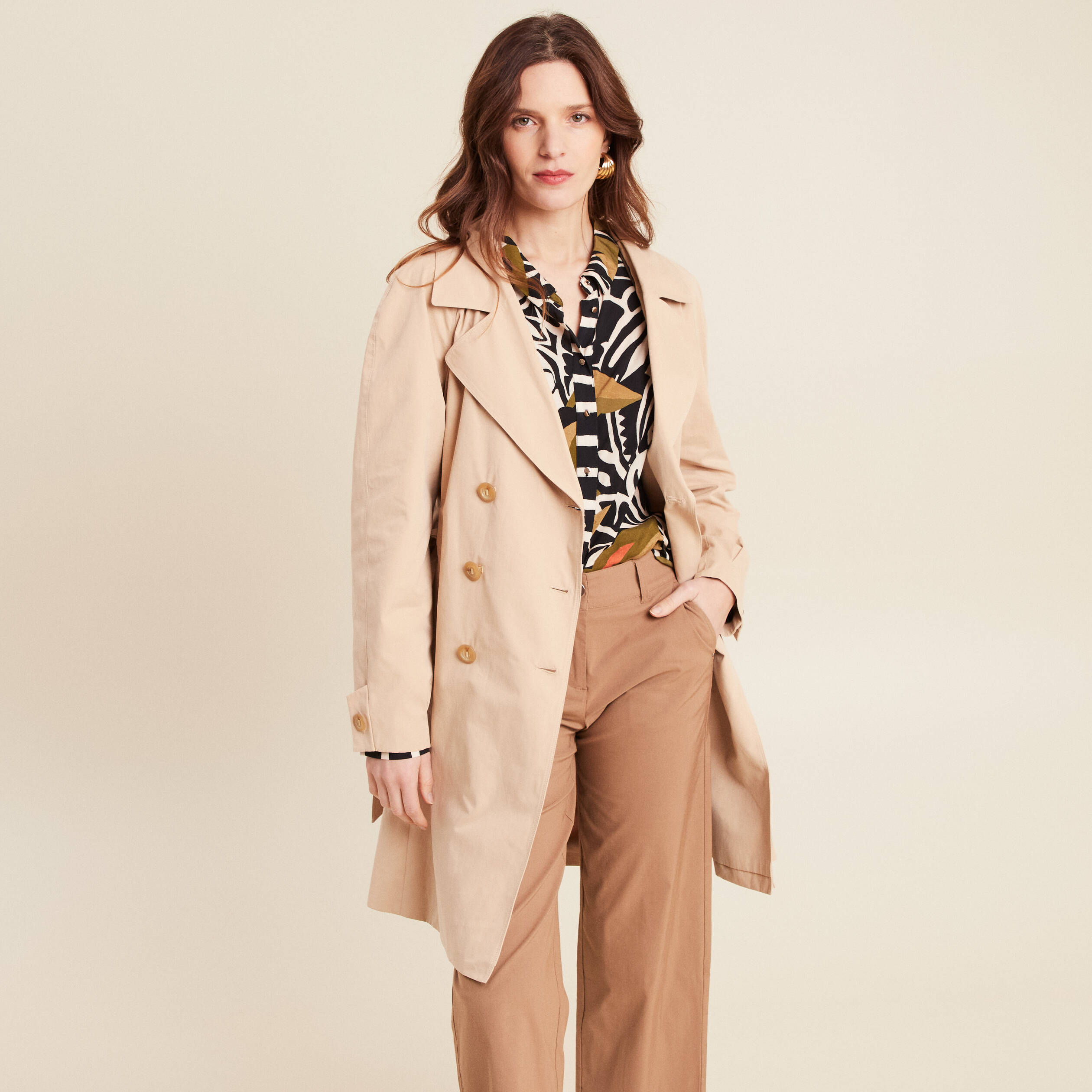 trench ceinture a capuche beige femme Trench ceinturé à capuche beige femme