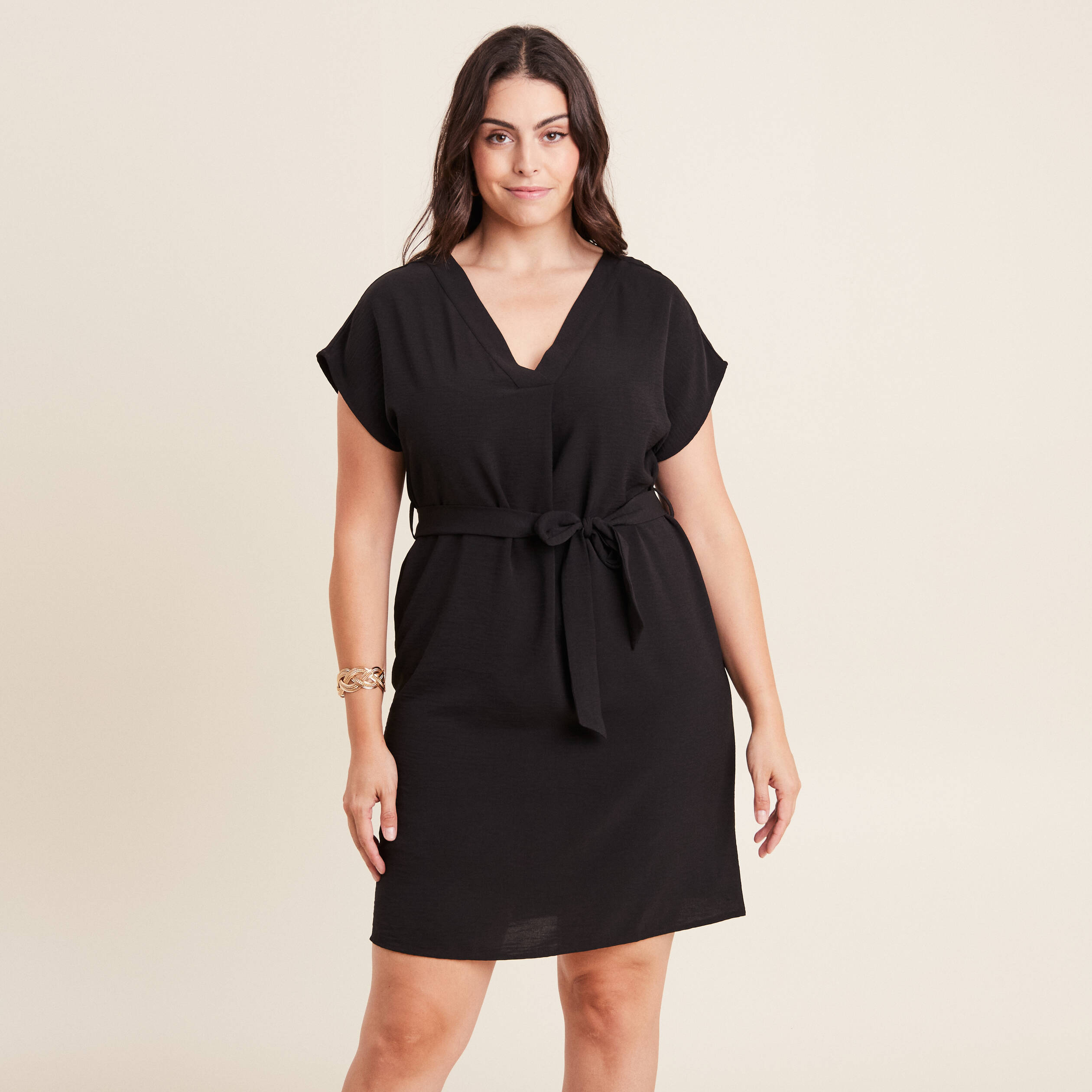 robe droite col en v noir femme Robe droite col en V noir femme