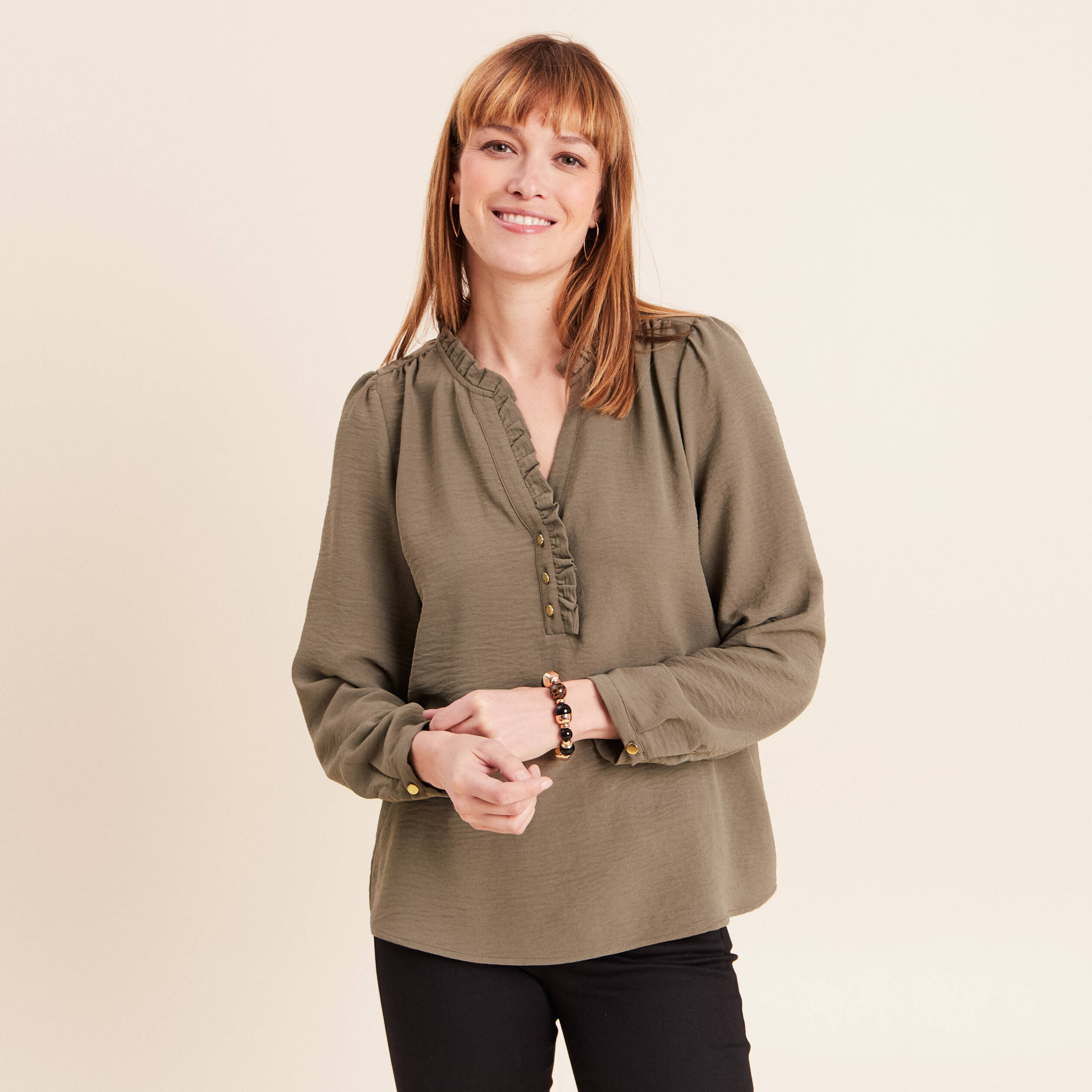 Blouse manches longues col ras du cou vert kaki femme