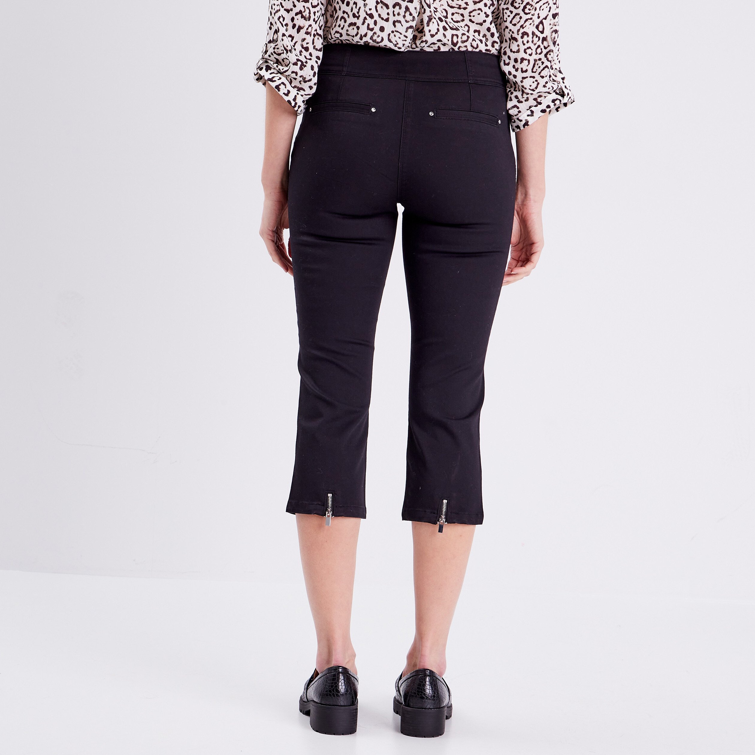 pantacourt ajuste noir femme Pantacourt ajusté noir femme