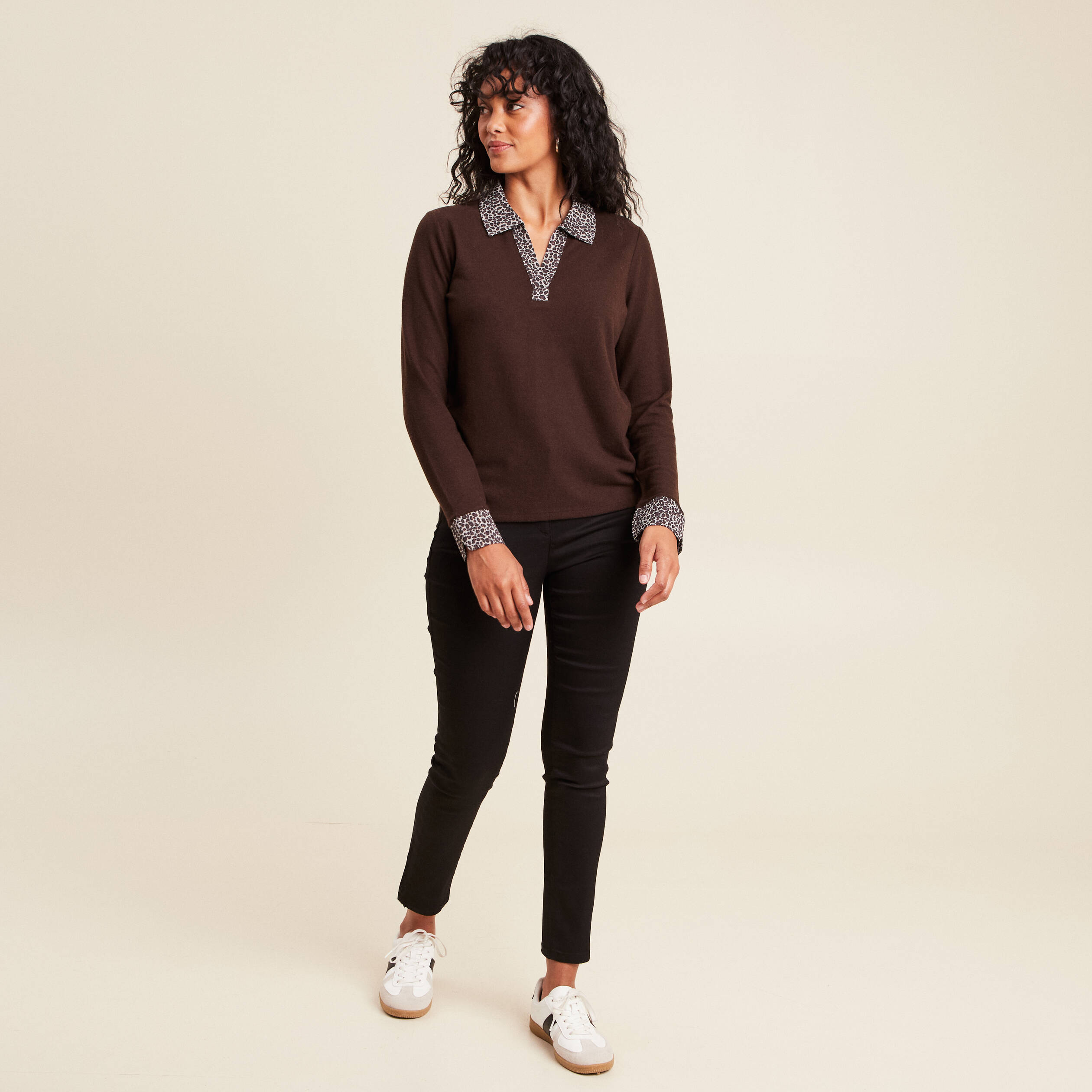T-shirt manches longues marron foncé femme