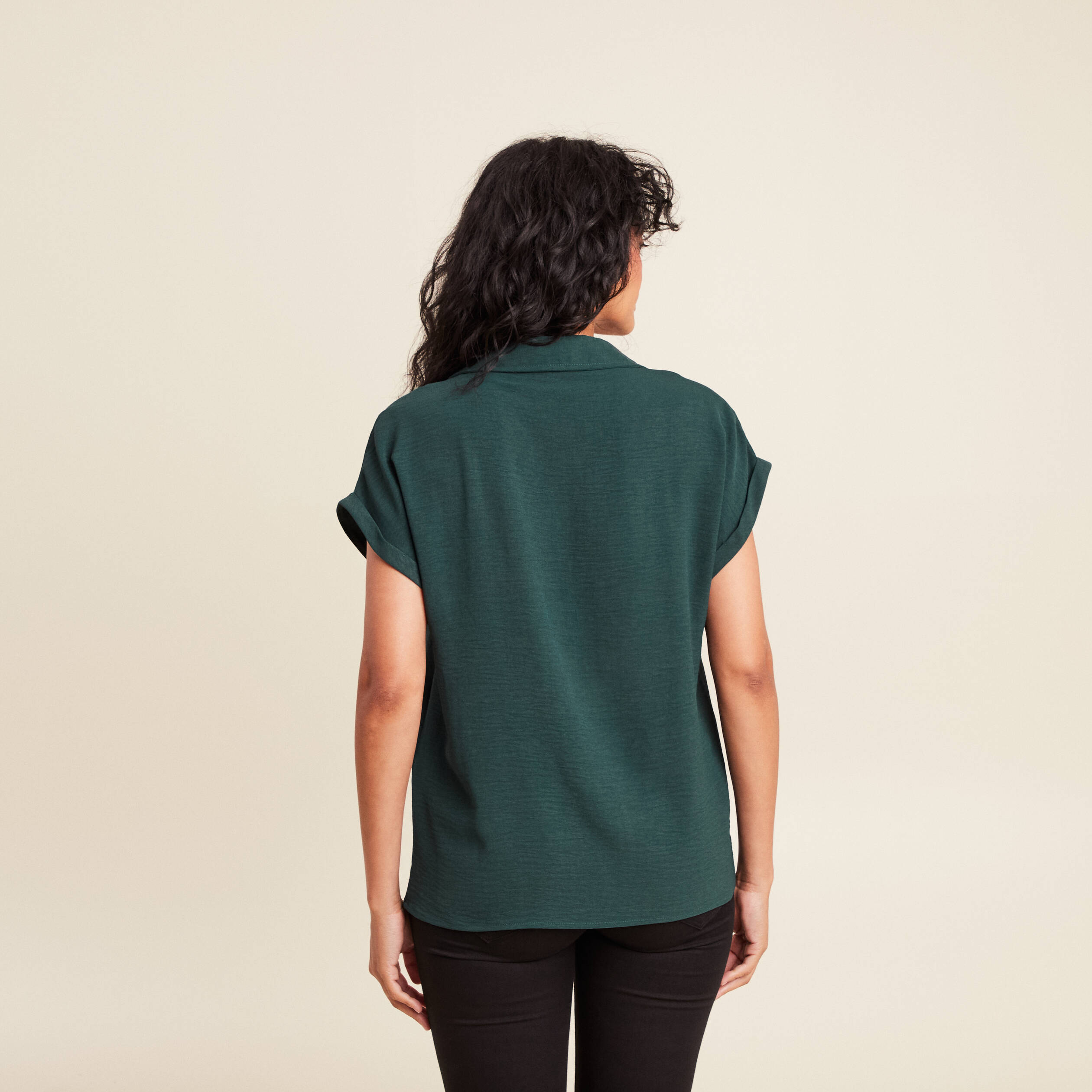 blouse manches courtes vert fonce femme Blouse manches courtes vert foncé femme