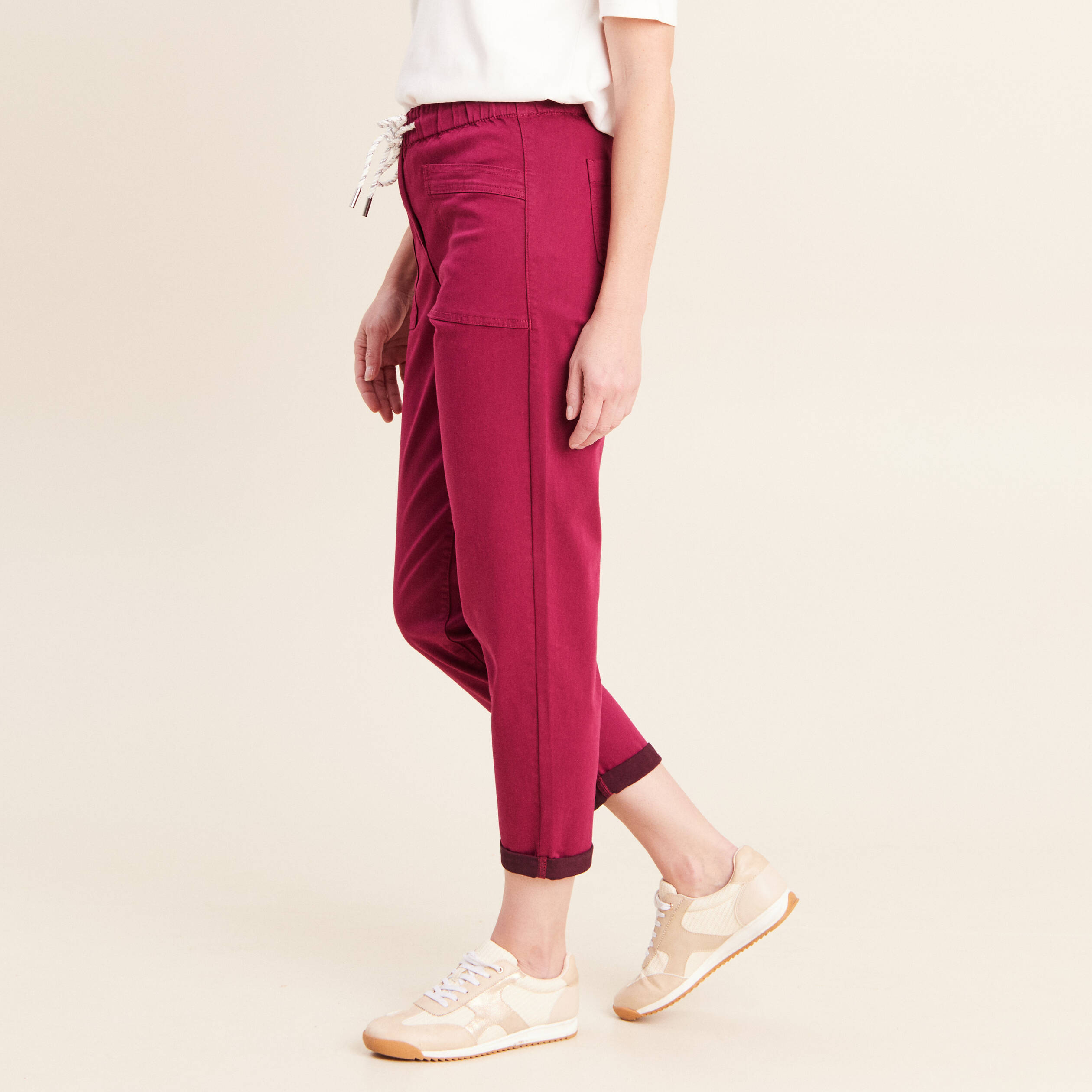 Pantalon coupe mom 7/8&egrave;me rouge fonc&eacute; femme