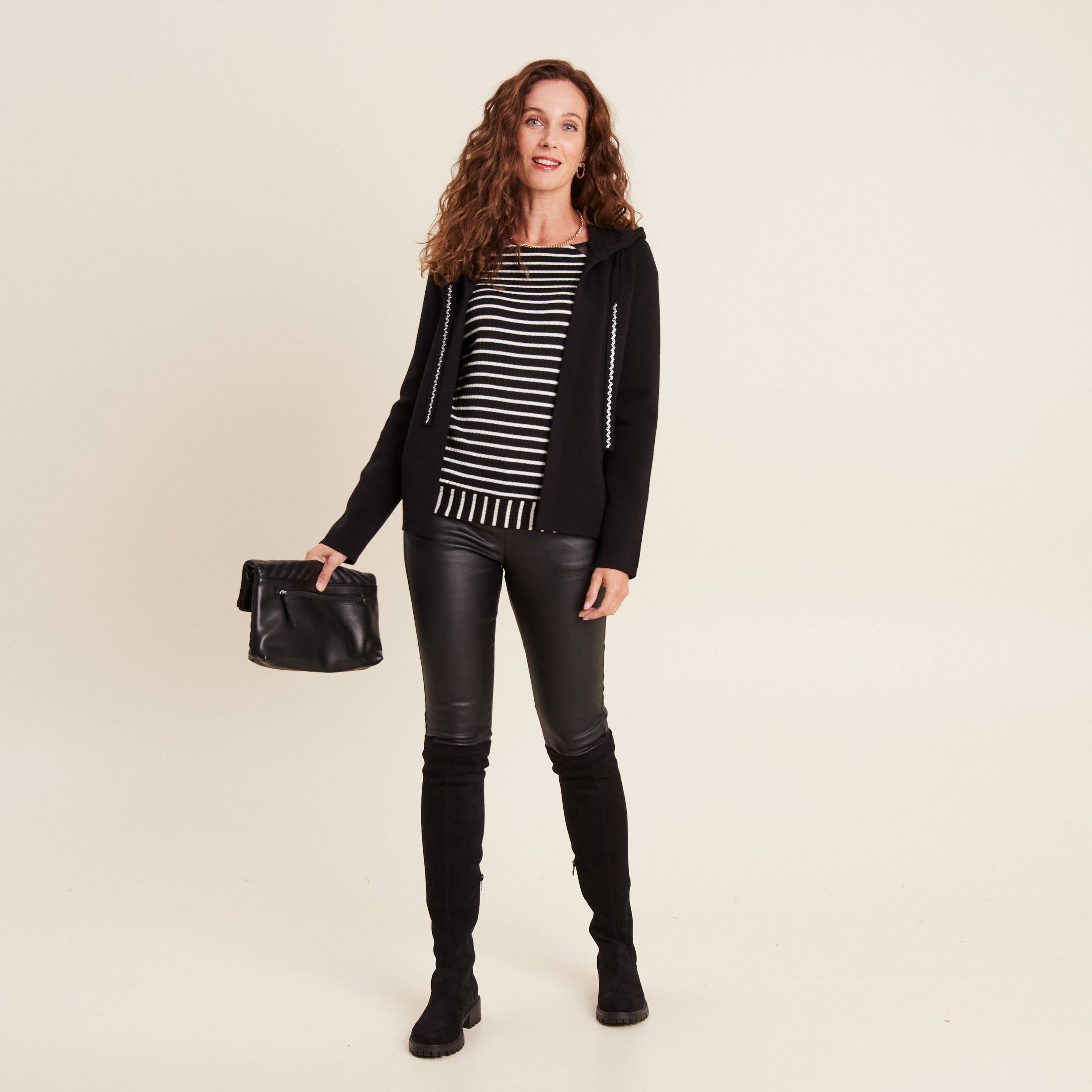 t shirt manches longues noir femme T-shirt manches longues noir femme