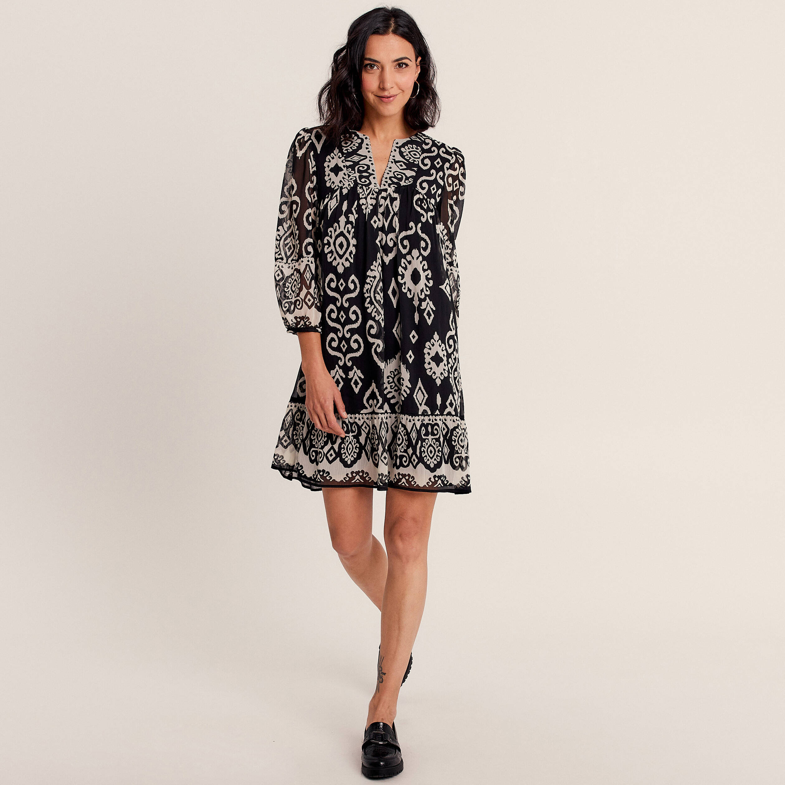 Robe évasée manches 3/4 noir femme
