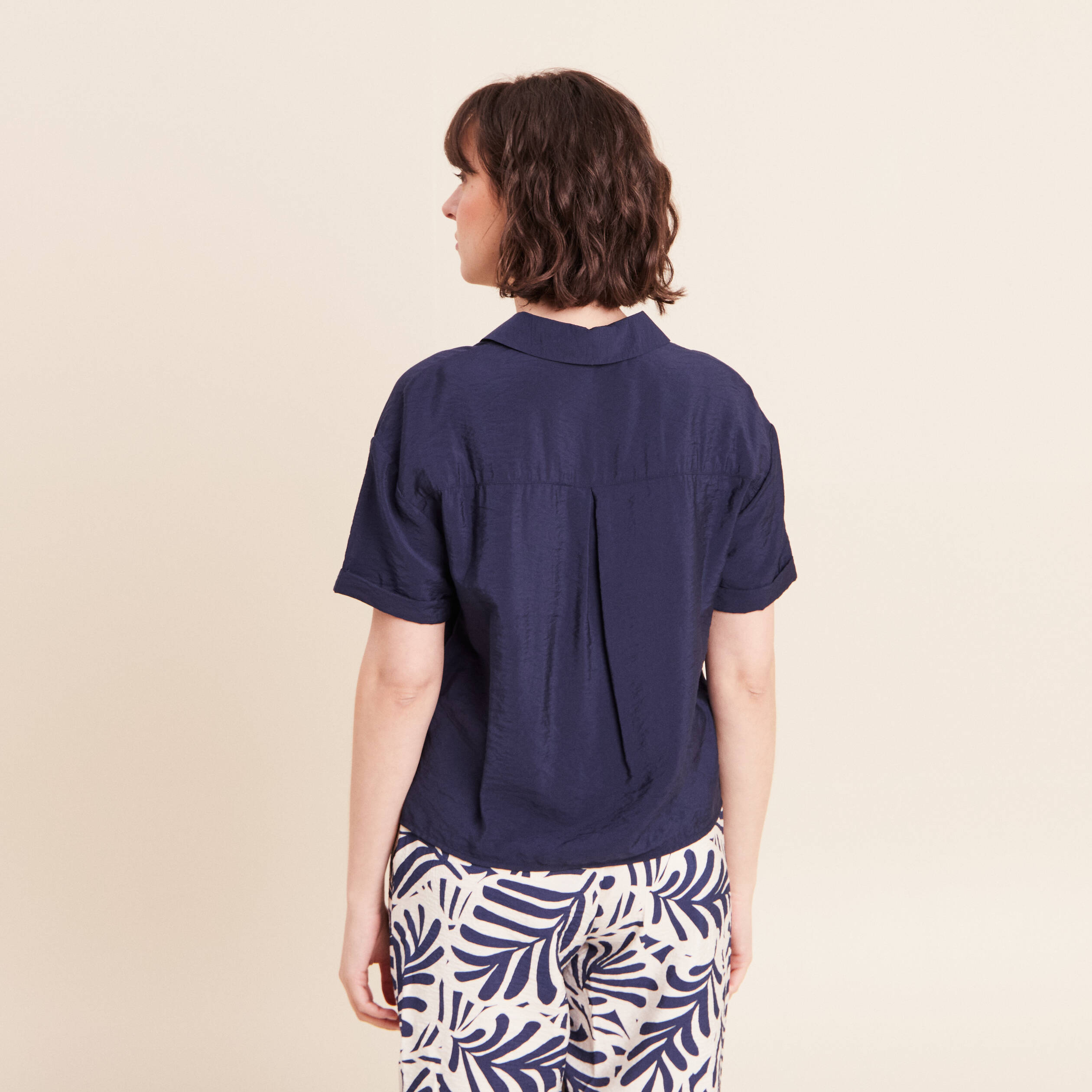 Chemise ample courte &agrave; manches courtes bleu marine femme