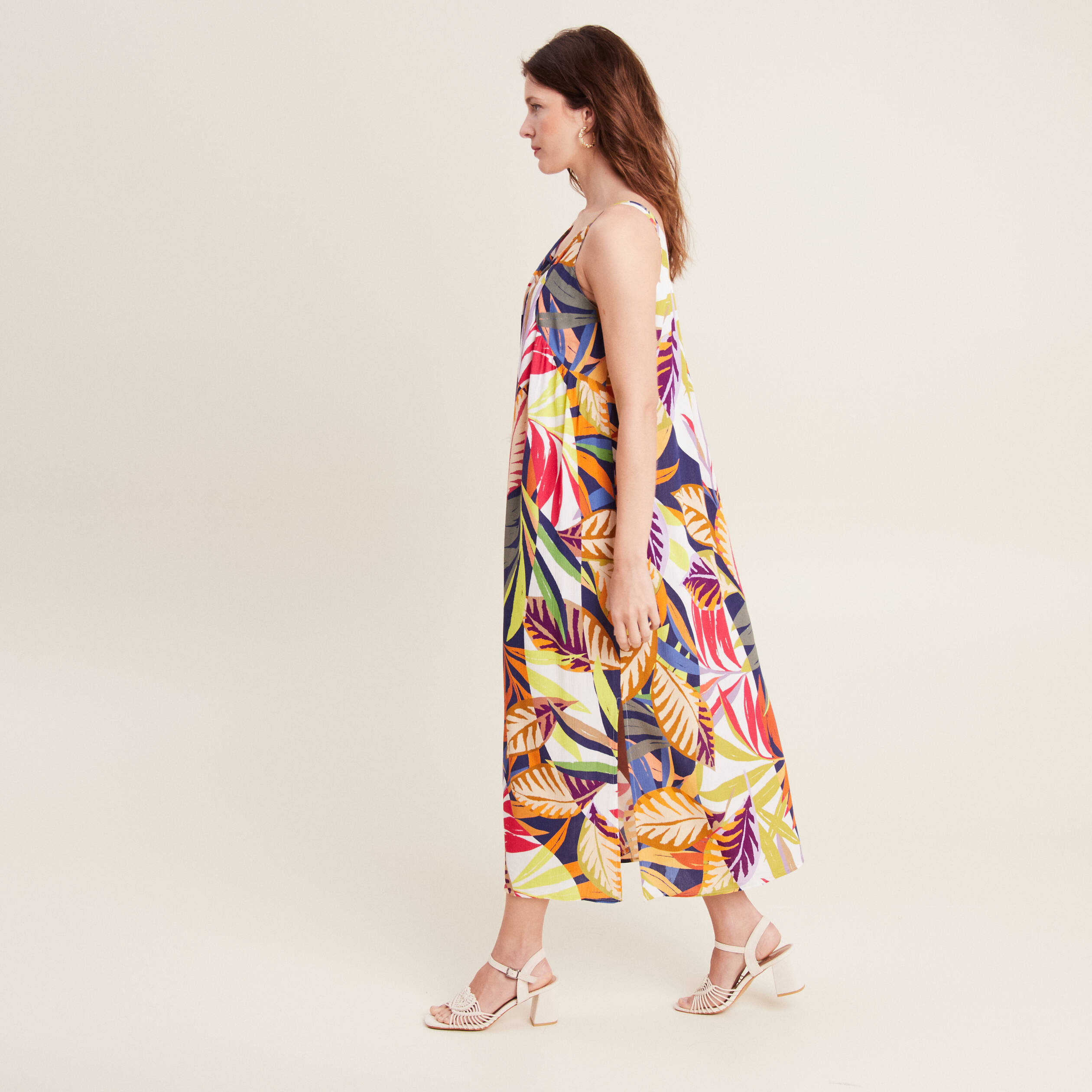 robe longue evasee fluide multicolore femme Robe longue évasée fluide multicolore femme