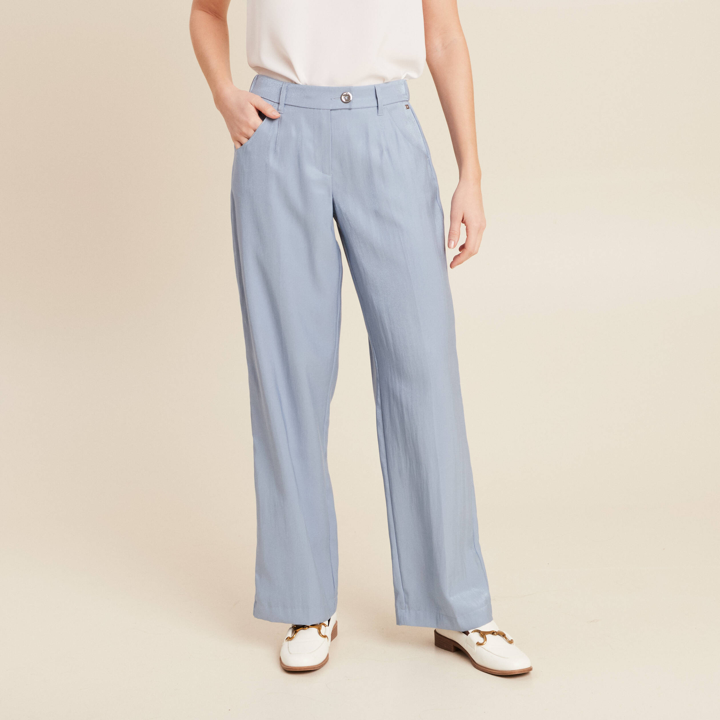 pantalon flou irise bleu clair femme Pantalon flou irisé bleu clair femme