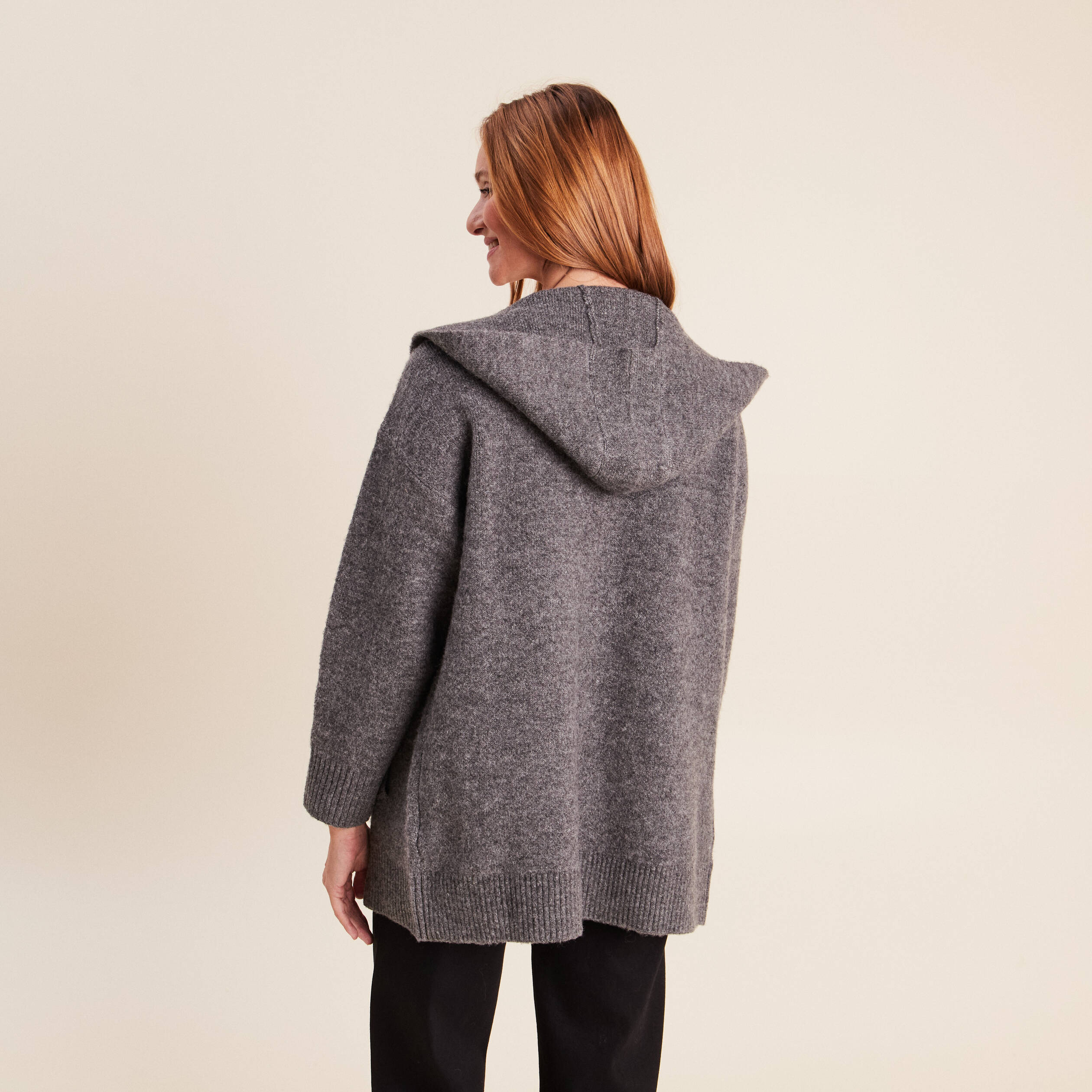 Gilet droit long gris fonc&eacute; femme