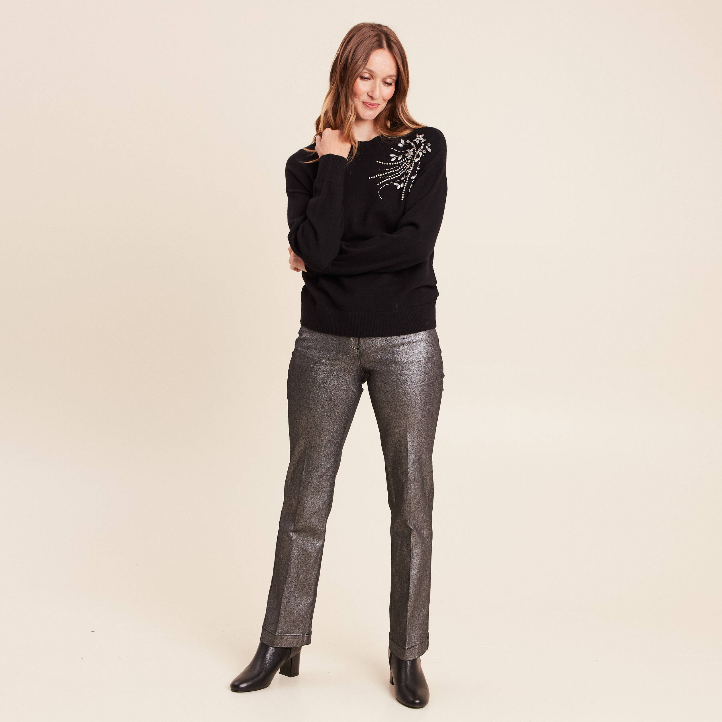Pull col montant manches longues strass noir femme