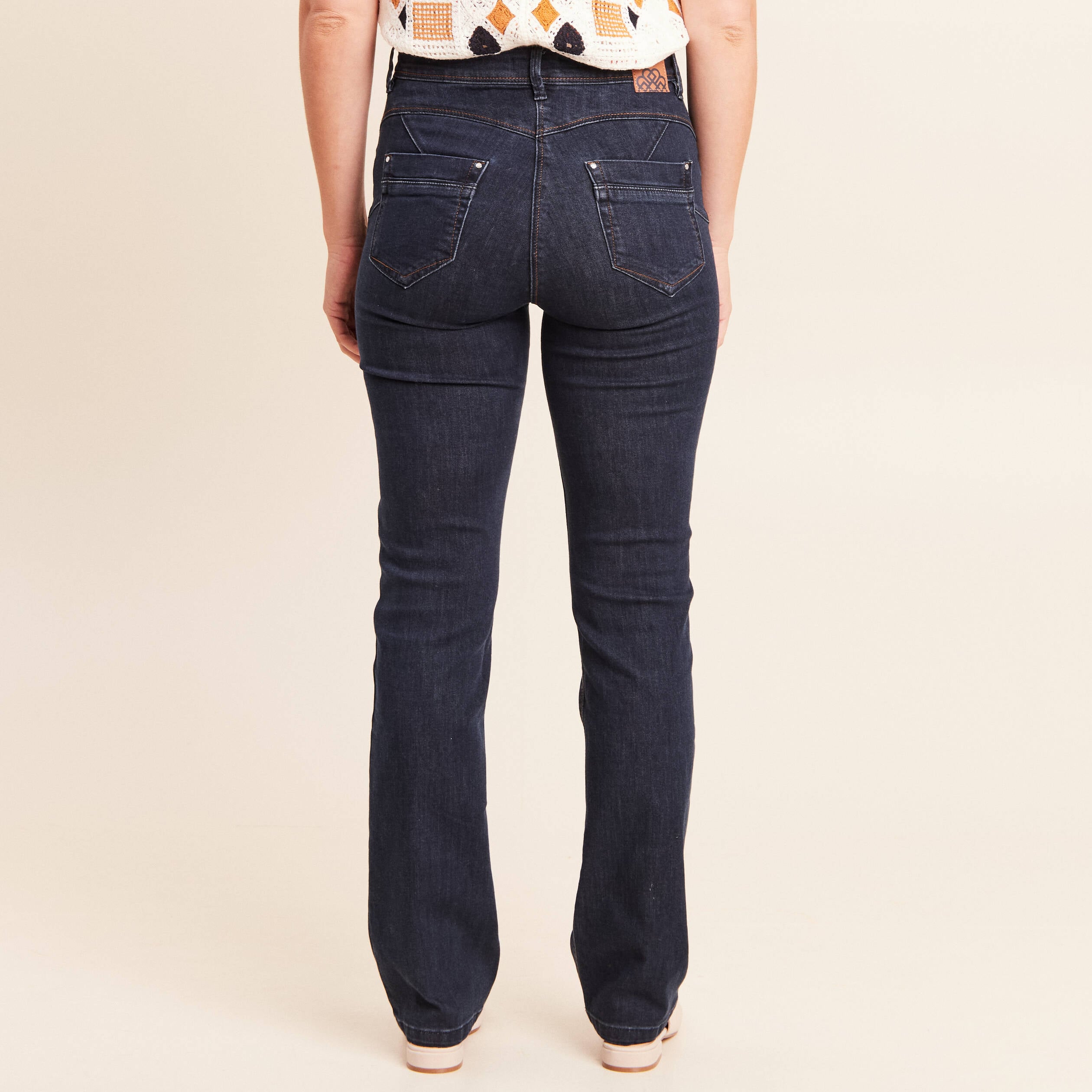 Jean coupe droite taille haute denim brut femme