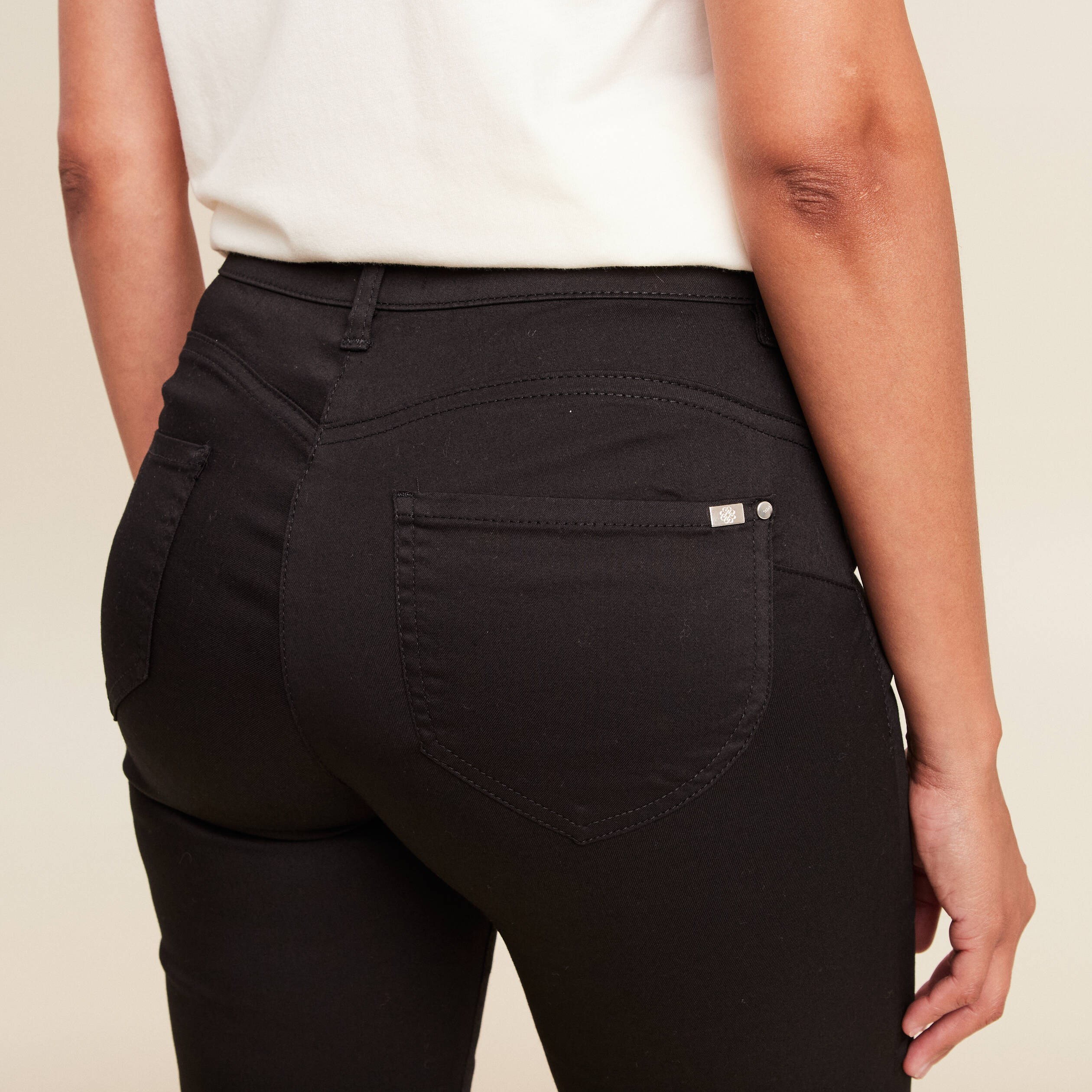 pantalon leger taille standard 78eme noir femme Pantalon léger taille standard 7/8ème noir femme