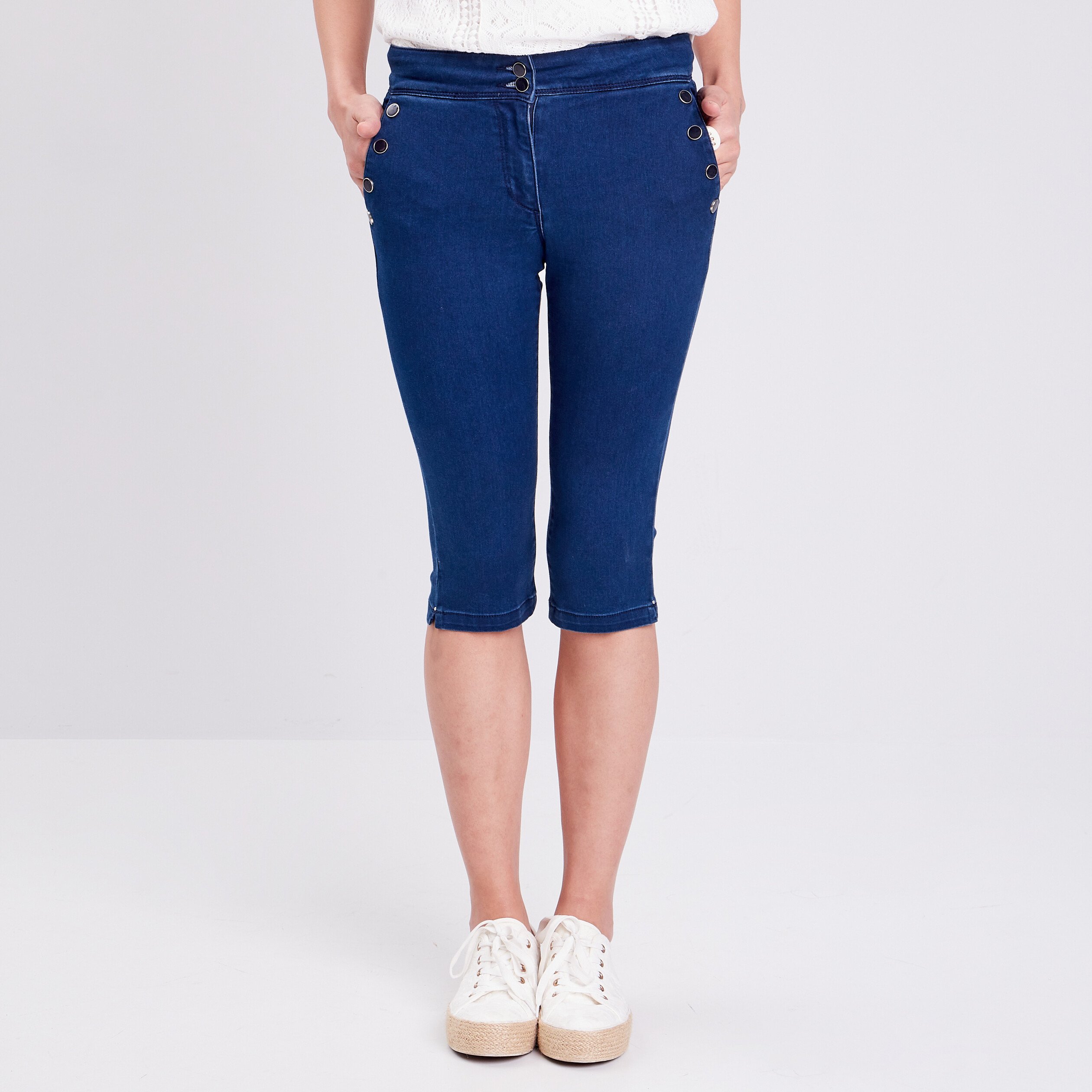 pantacourt ajuste en jean denim brut femme Pantacourt ajusté en jean denim brut femme