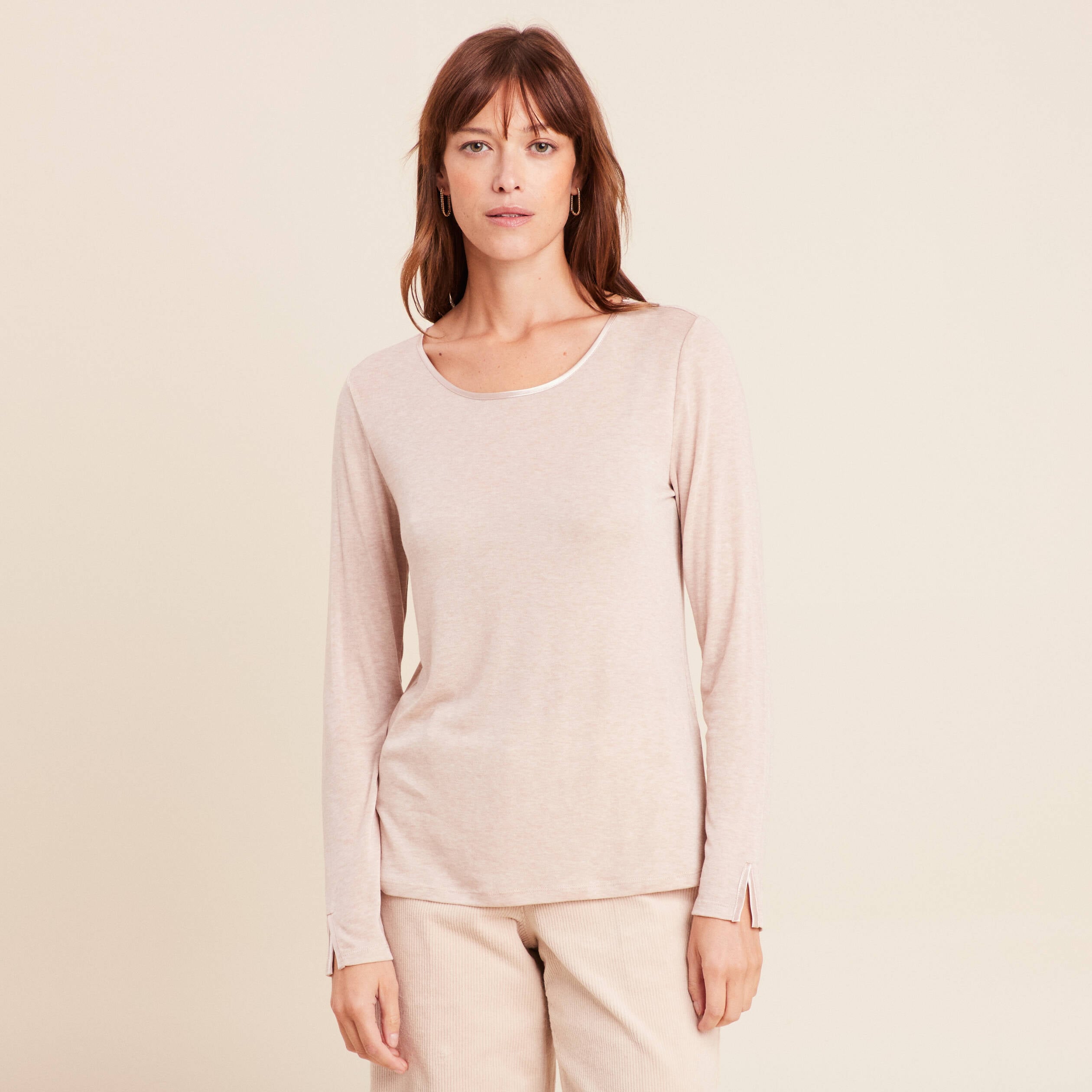 T-shirt ajust&eacute; manches longues beige femme